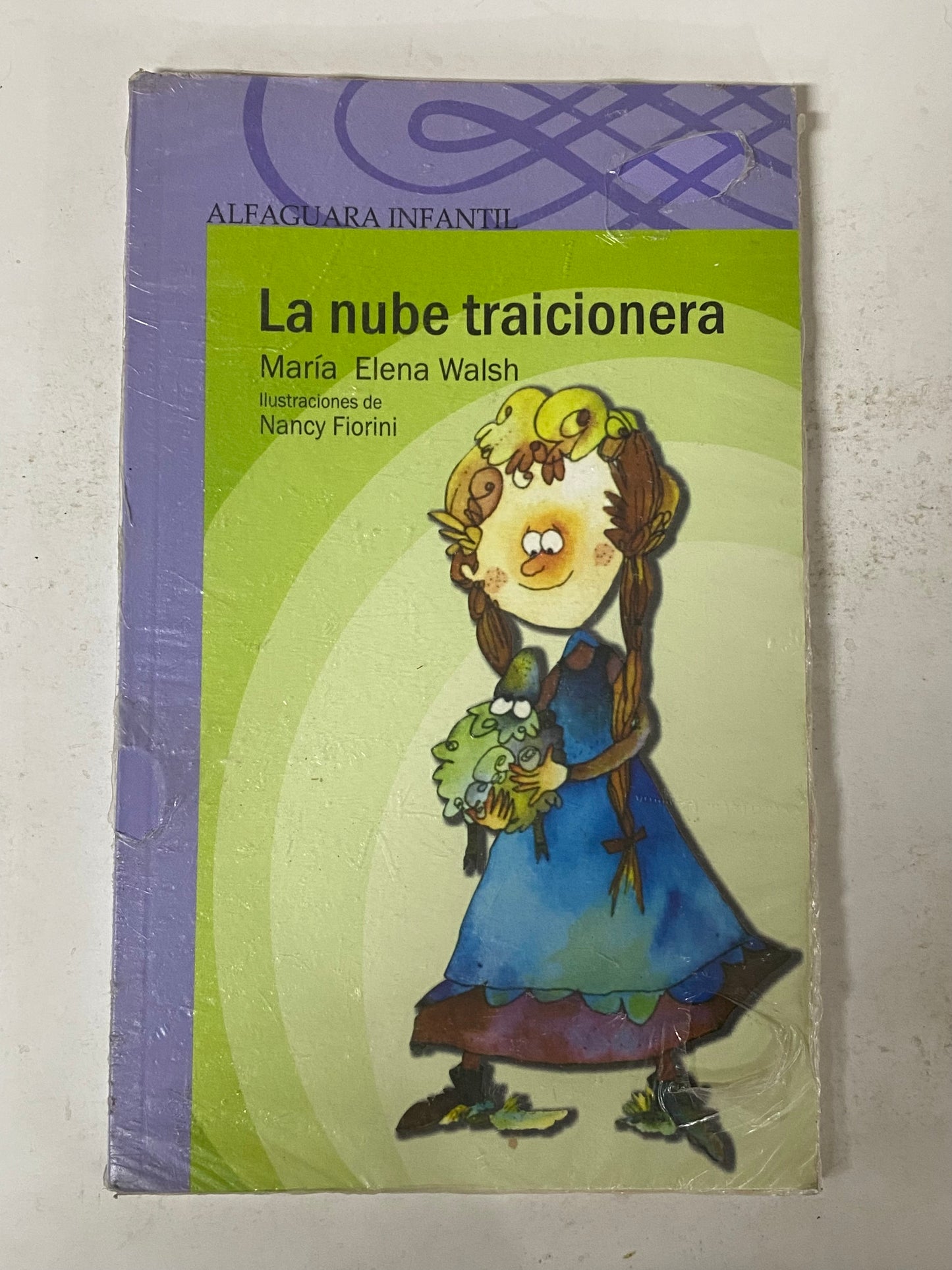 LA NUBE TRAICIONERA - MARIA ELENA WALSH