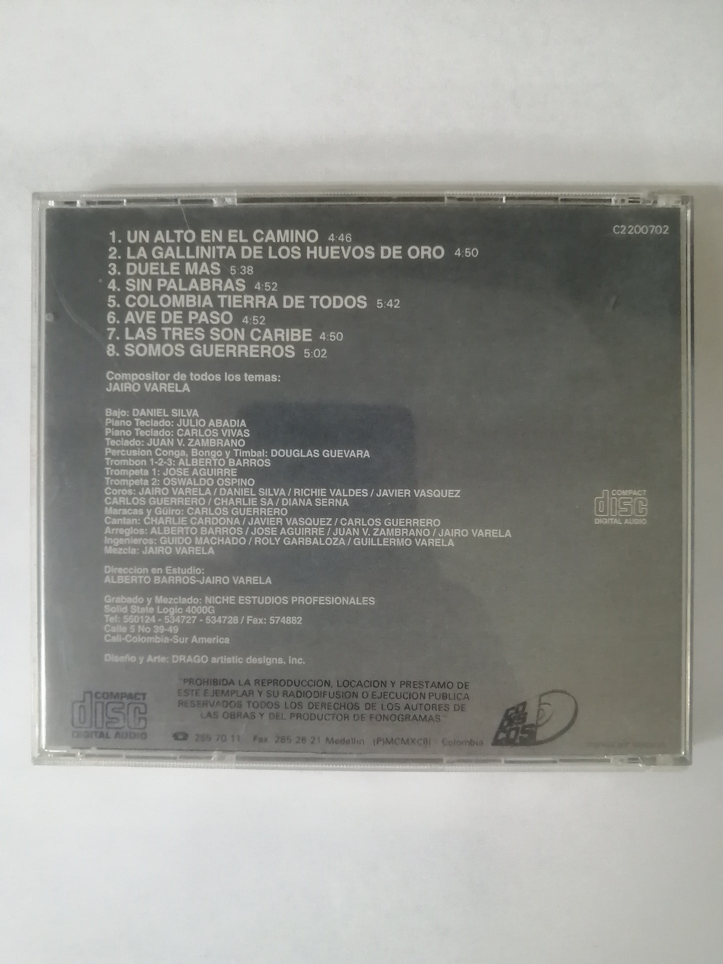 CD GRUPO NICHE - UN ALTO EN EL CAMINO