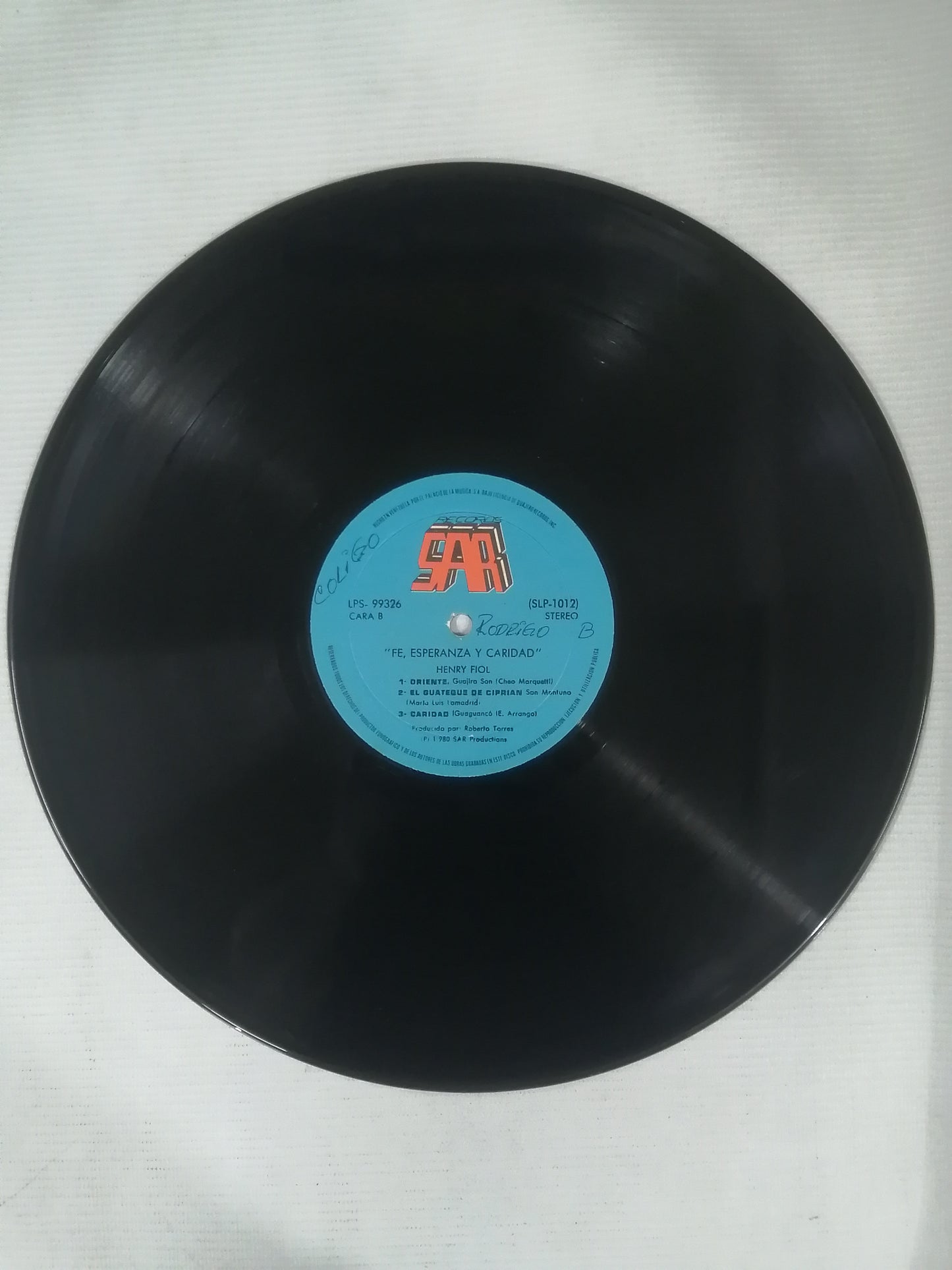 LP HENRY FIOL - FE, ESPERANZA Y CARIDAD