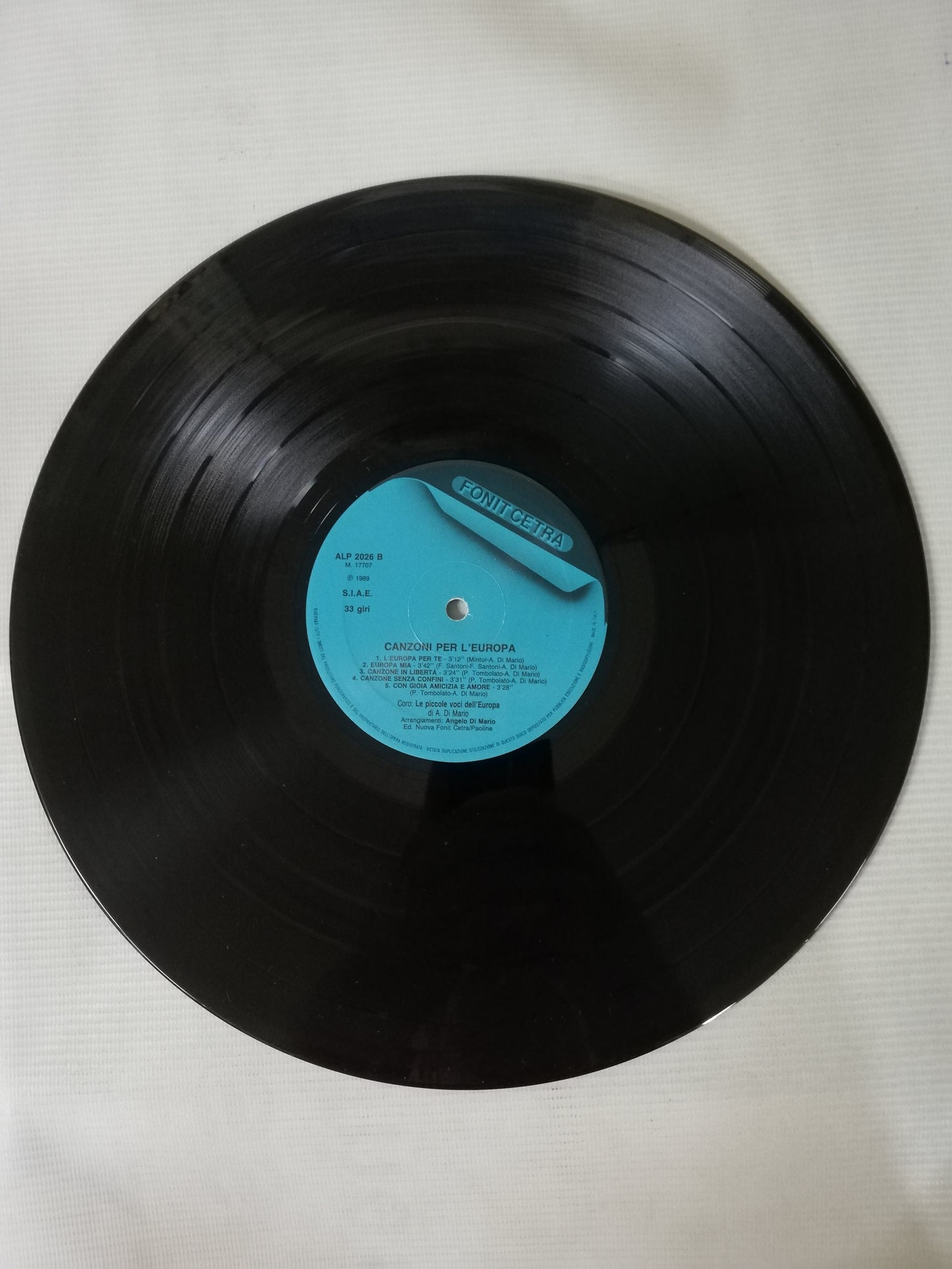 LP " LE PICCOLES VOCI DELL´ EUROPA " DI ANGELO DI MARIO - CANZONI PER L´ EUROPA