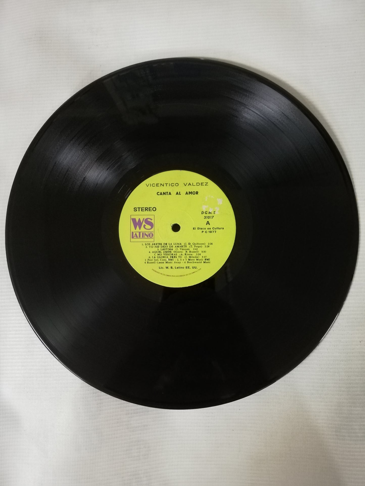 LP VICENTICO VALDES - CANTA AL AMOR