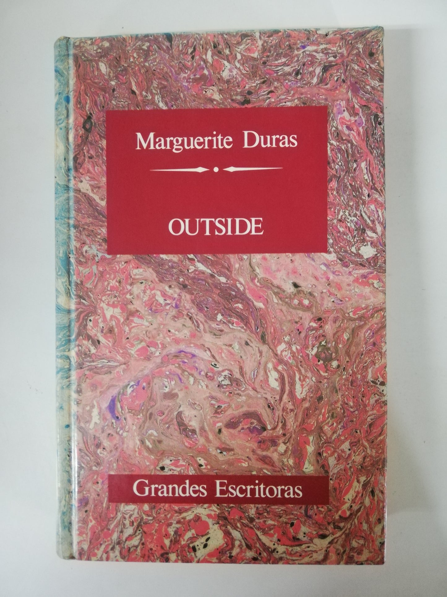 OUTSIDE - MARGUERITE DURAS