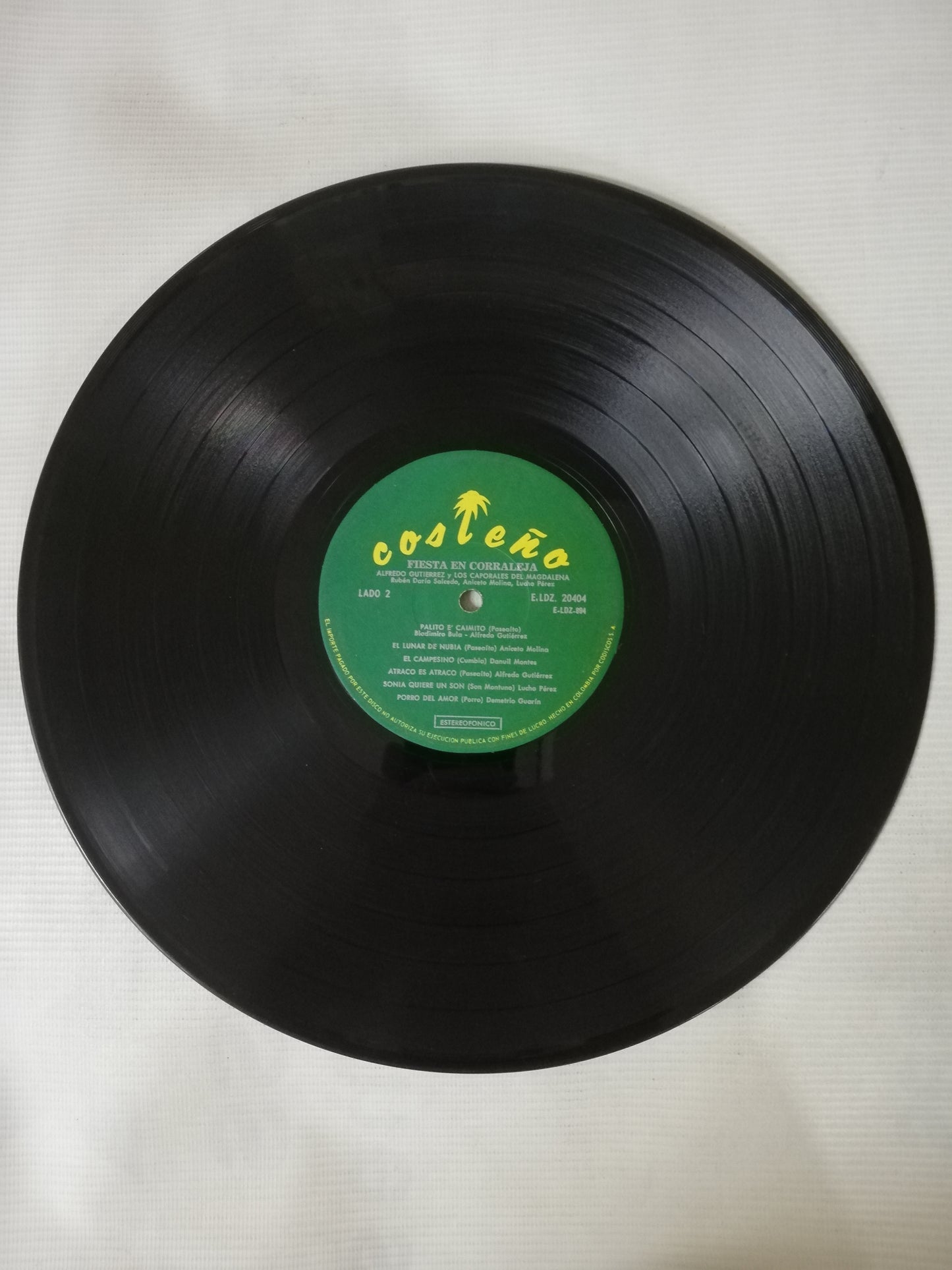 LP ALFREDO GUTIERREZ Y LOS CAPORALES DEL MAGDALENA - FIESTA EN CORRALEJA