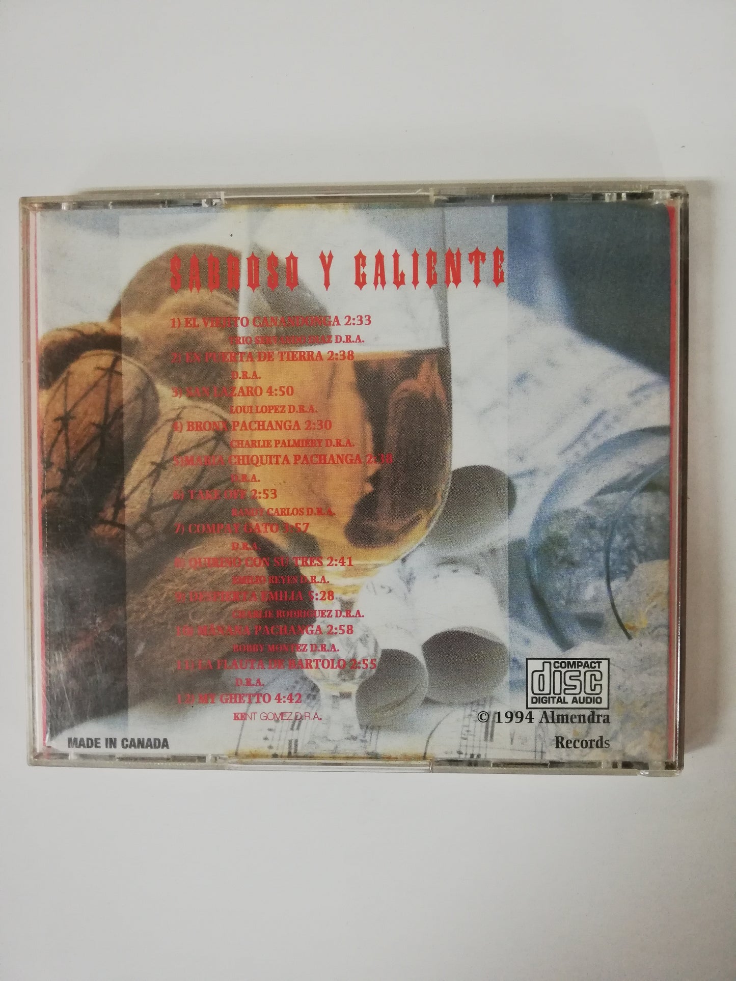 CD SABROSO Y CALIENTE - VARIOS INTÉRPRETES