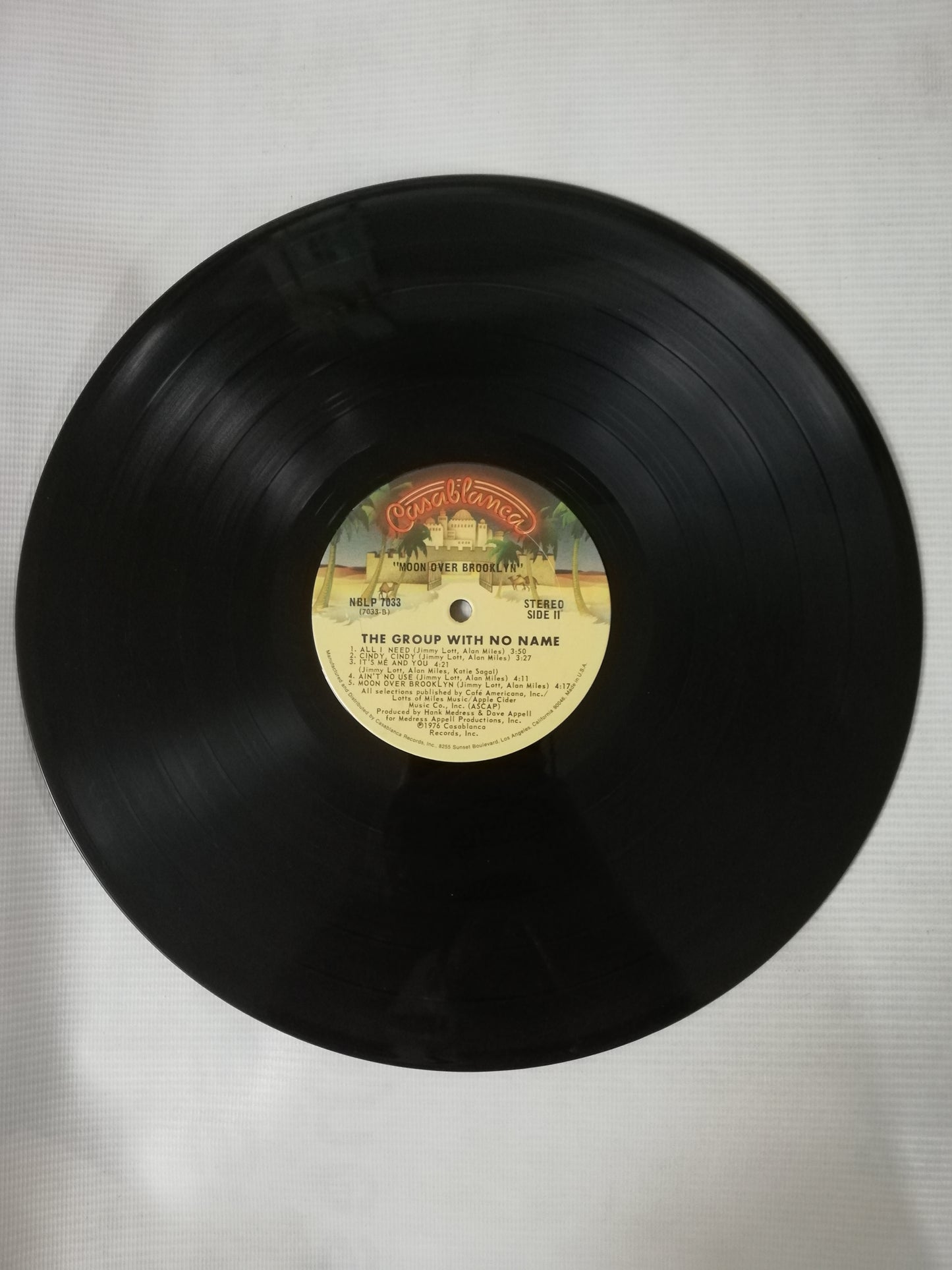 LP GROUP WITH NO NAME - MOON OVER BROOKLYN