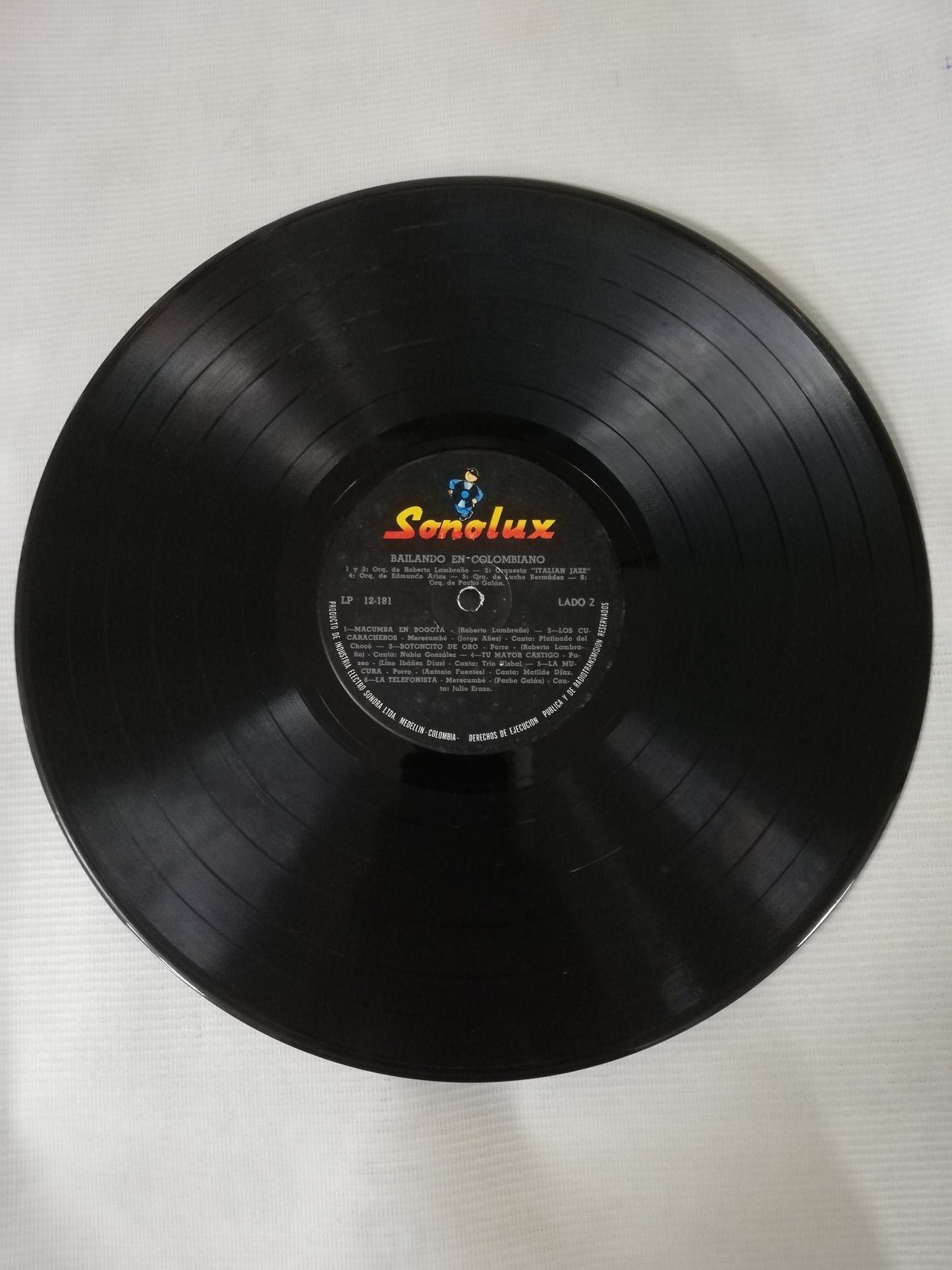 LP BAILANDO EN COLOMBIANO - COMPILADO DE ORQUESTAS