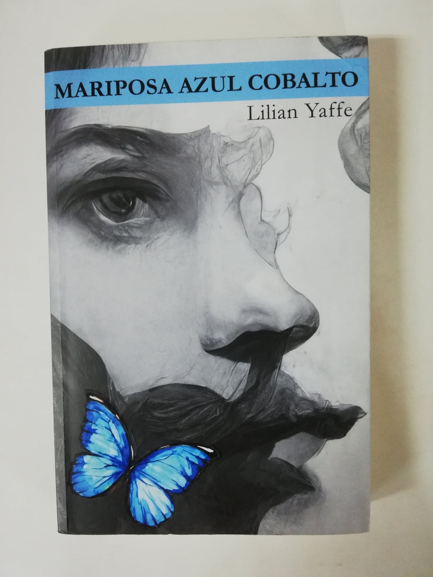 MARIPOSA AZUL COBALTO - LILIAN YAFFE