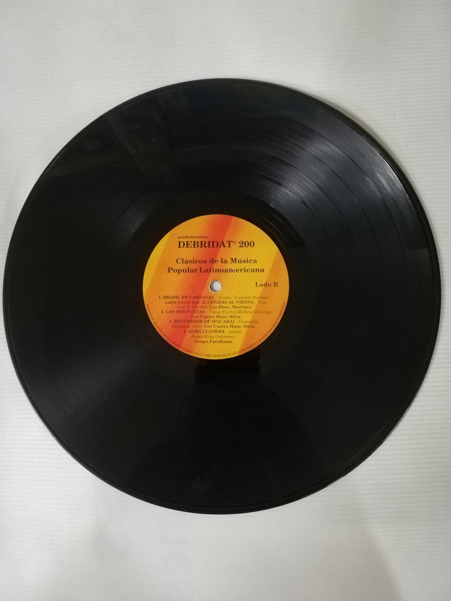 LP A BUEN RITMO - CLÁSICOS DE LA MÚSICA POPULAR LATINOAMERICANA