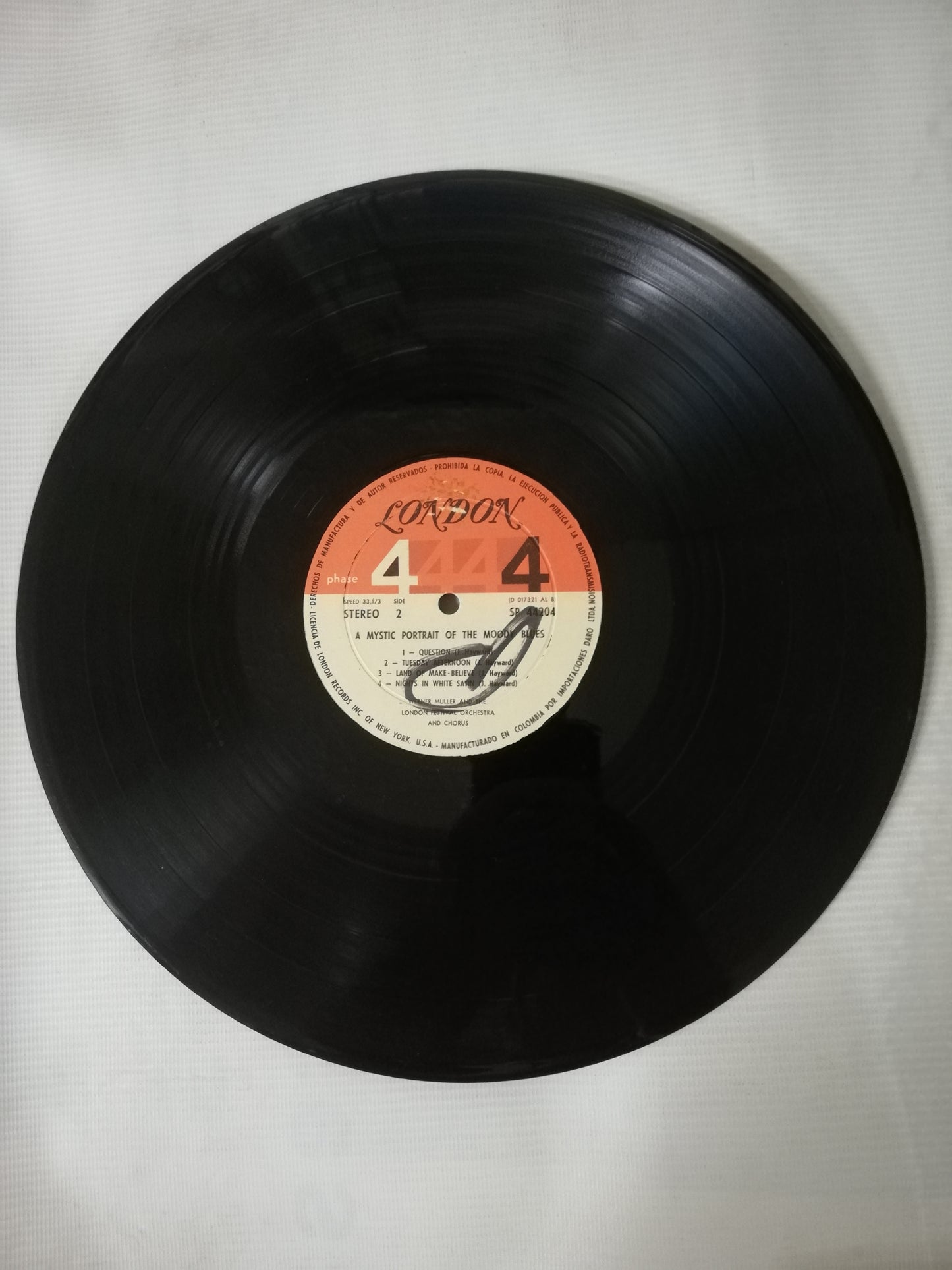 LP WERNER MÜLLER AND LONDON FESTIVAL ORCHESTRA AND CHORUS - A MYSTIC PORTRAIT OF THE MOODY BLUES