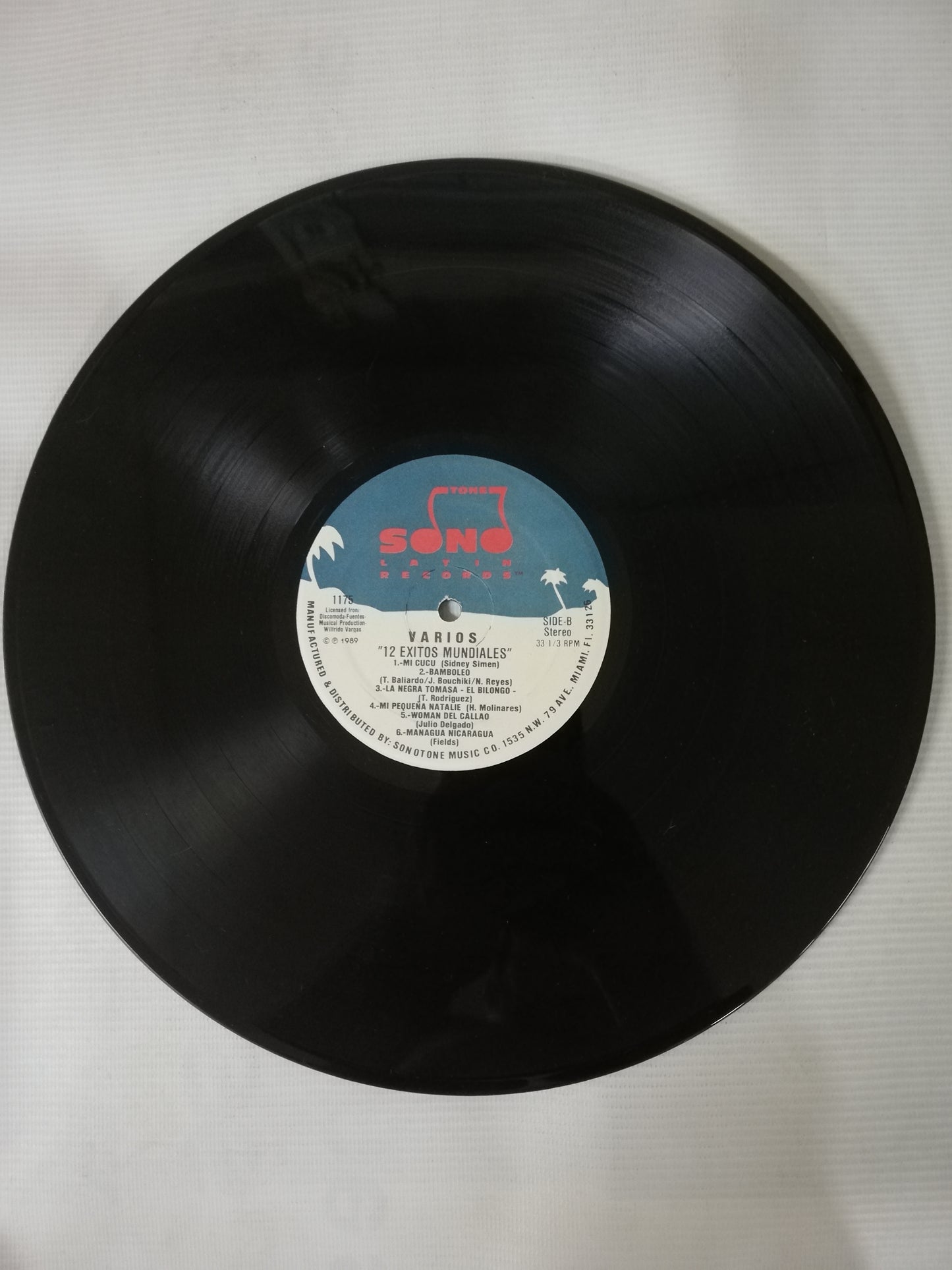 LP 12 EXITOS MUNDIALISTAS - VARIOS INTÉRPRETES