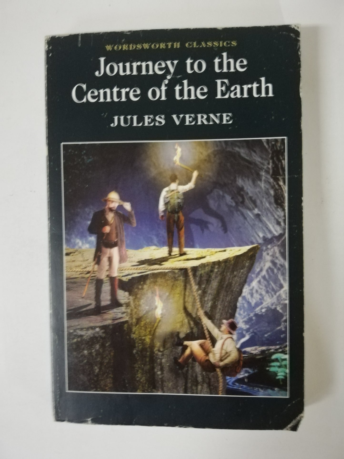 JOURNEY TO THE CENTRE OF THE EARTH - JULES VERNE