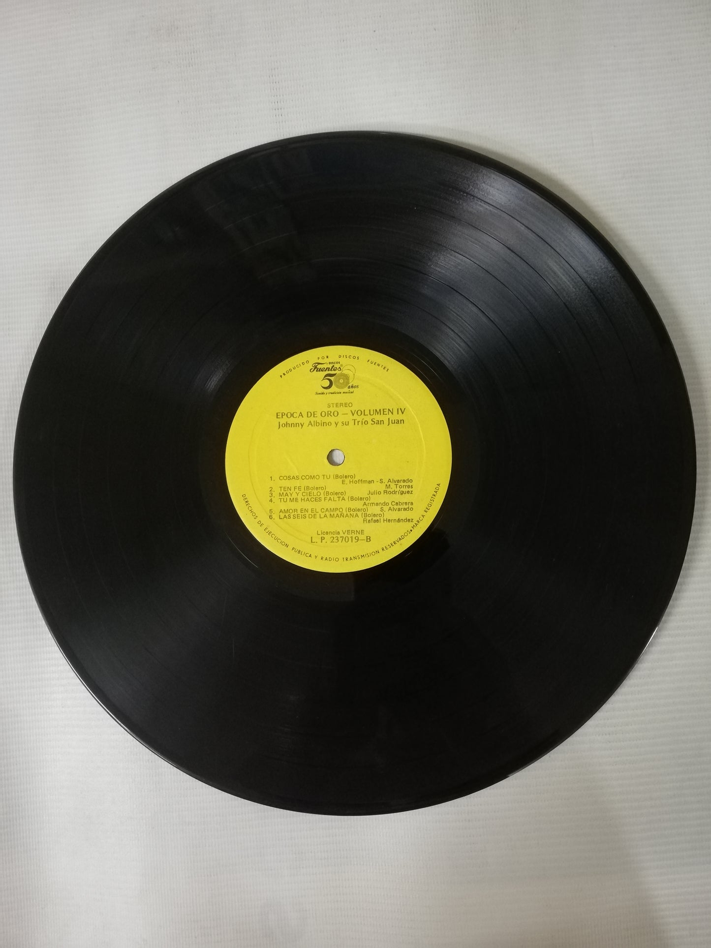 LP JOHNNY ALBINO Y SU TRIO SAN JUAN - QUINCEAÑERA, EPOCA DE ORO VOL. IV
