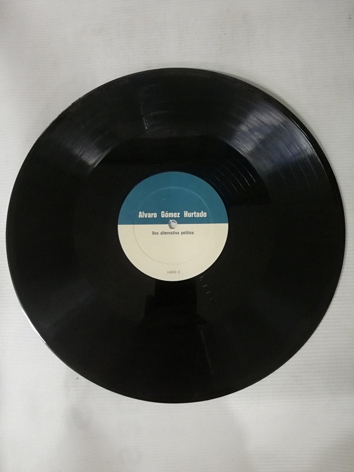 LP ALVARO GOMEZ HURTADO - UNA ALTERNATIVA POLÍTICA