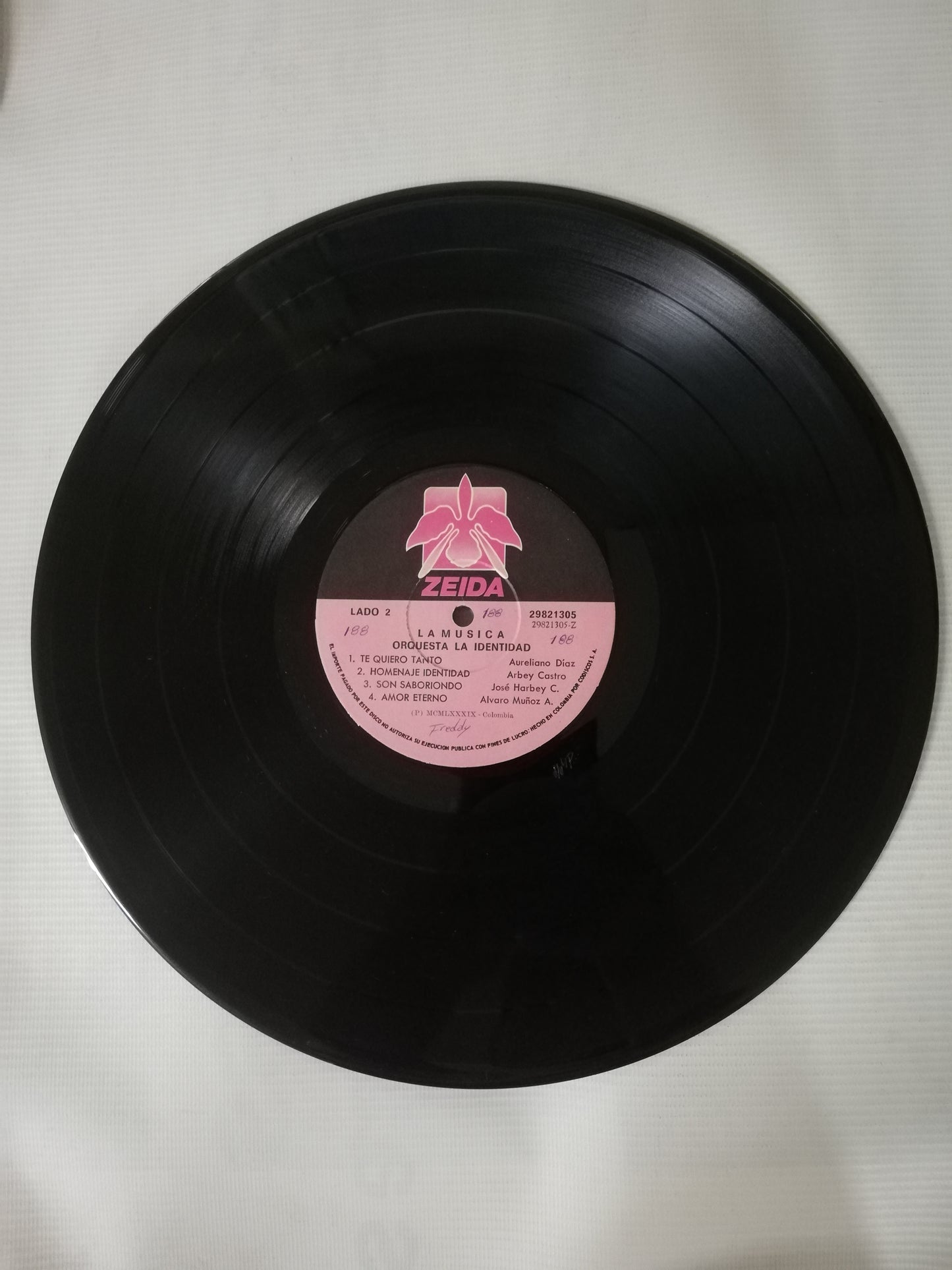 LP ORQUESTA LA IDENTIDAD - LA MÚSICA
