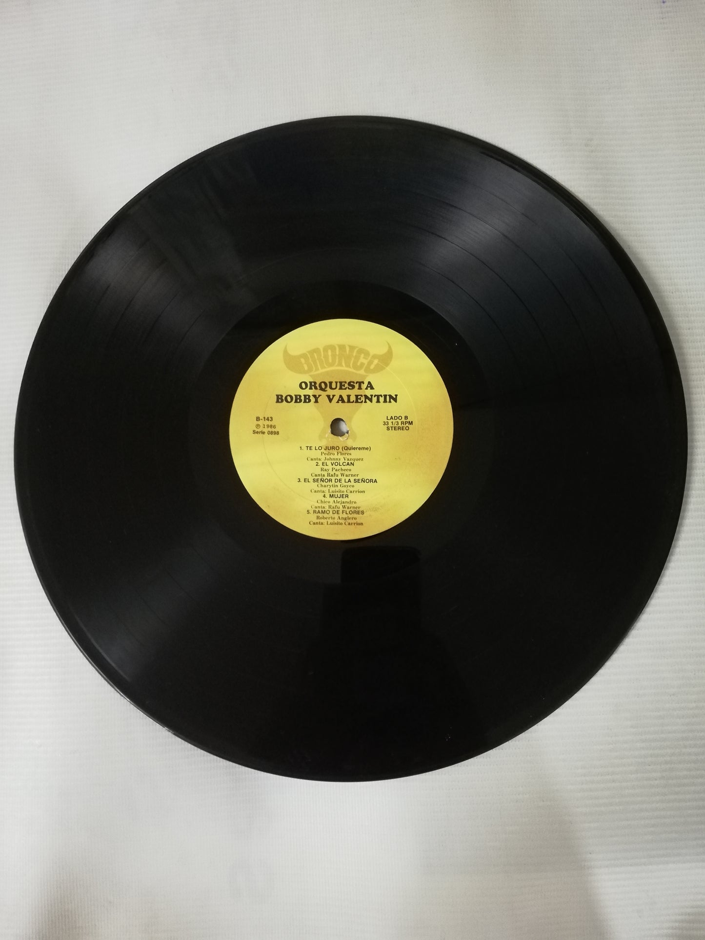 LP ORQUESTA BOBBY VALENTIN - BOBBY VALENTIN