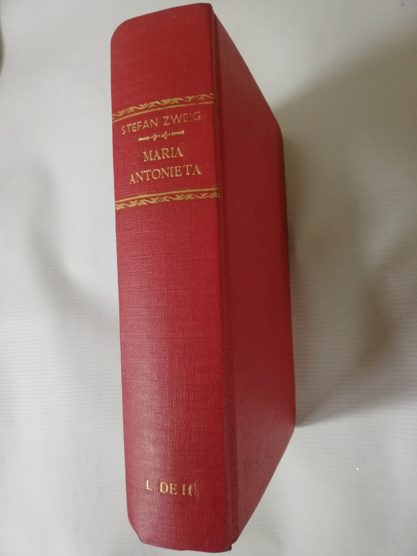MARIA ANTONIETA: UNA VIDA INVOLUNTARIAMENTE HEROICA - STEFAN ZWEIG