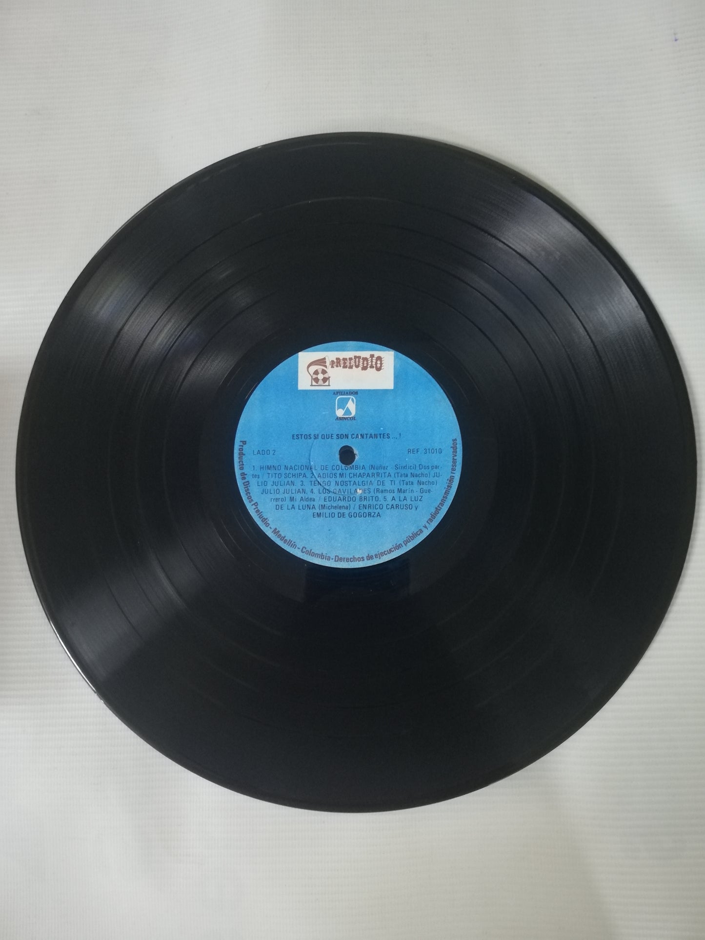 LP ESTOS SI QUE SON CANTANTES..! - VARIOS INTÉRPRETES