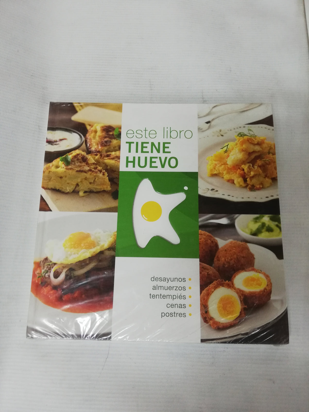 ESTE LIBRO TIENE HUEVO - HUEVOS KIKES