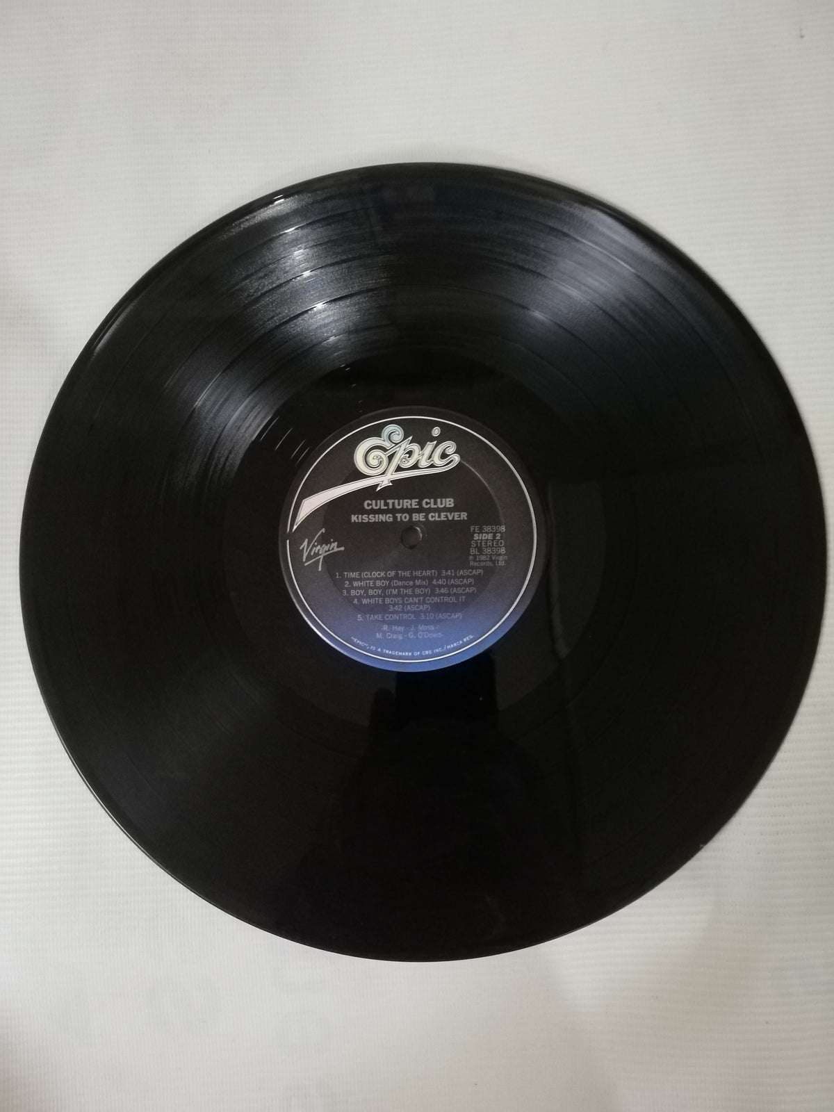 LP CULTURE CLUB - KISSING TO BE CLEVER