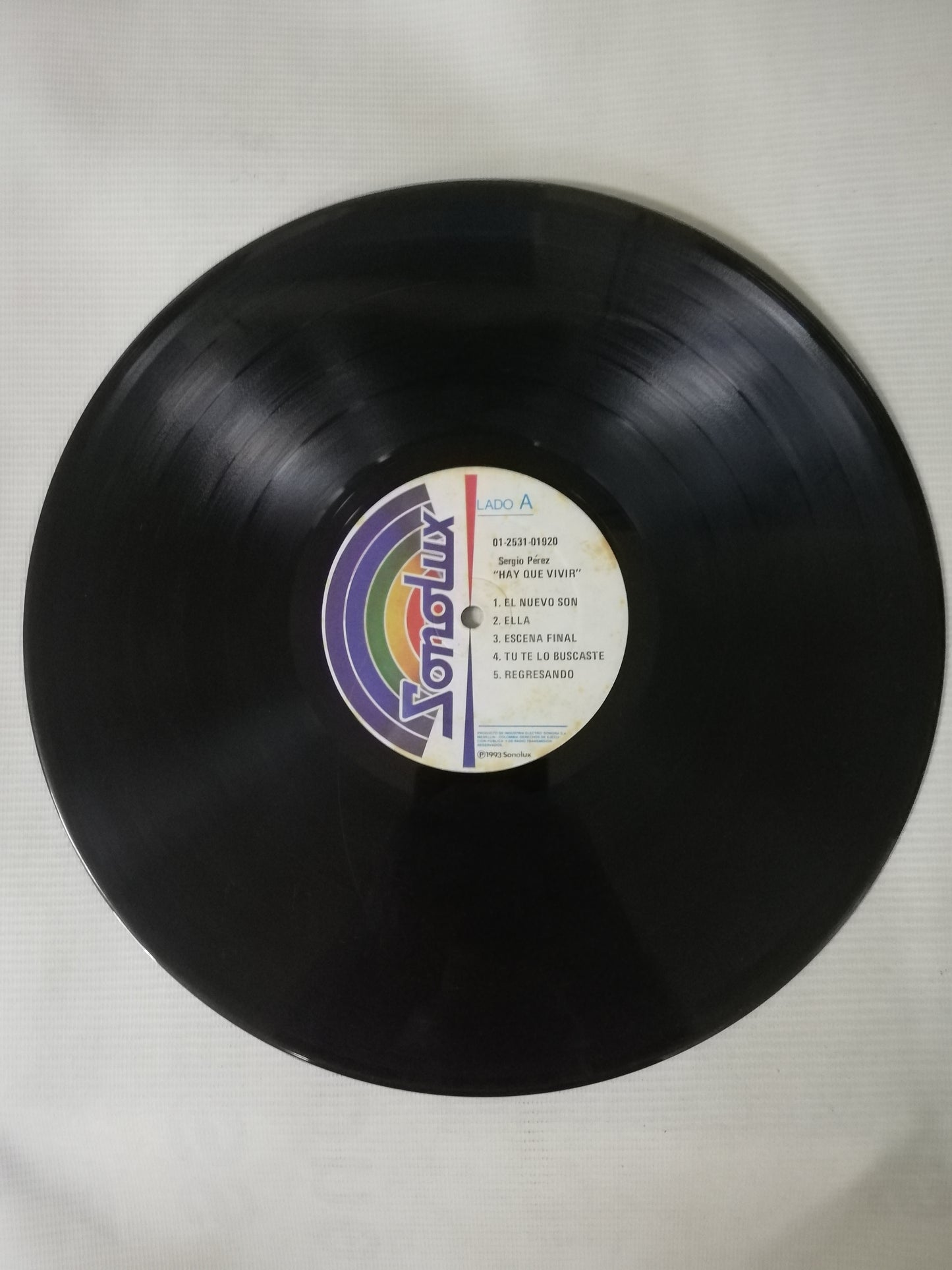 LP SERGIO PEREZ - HAY QUE VIVIR