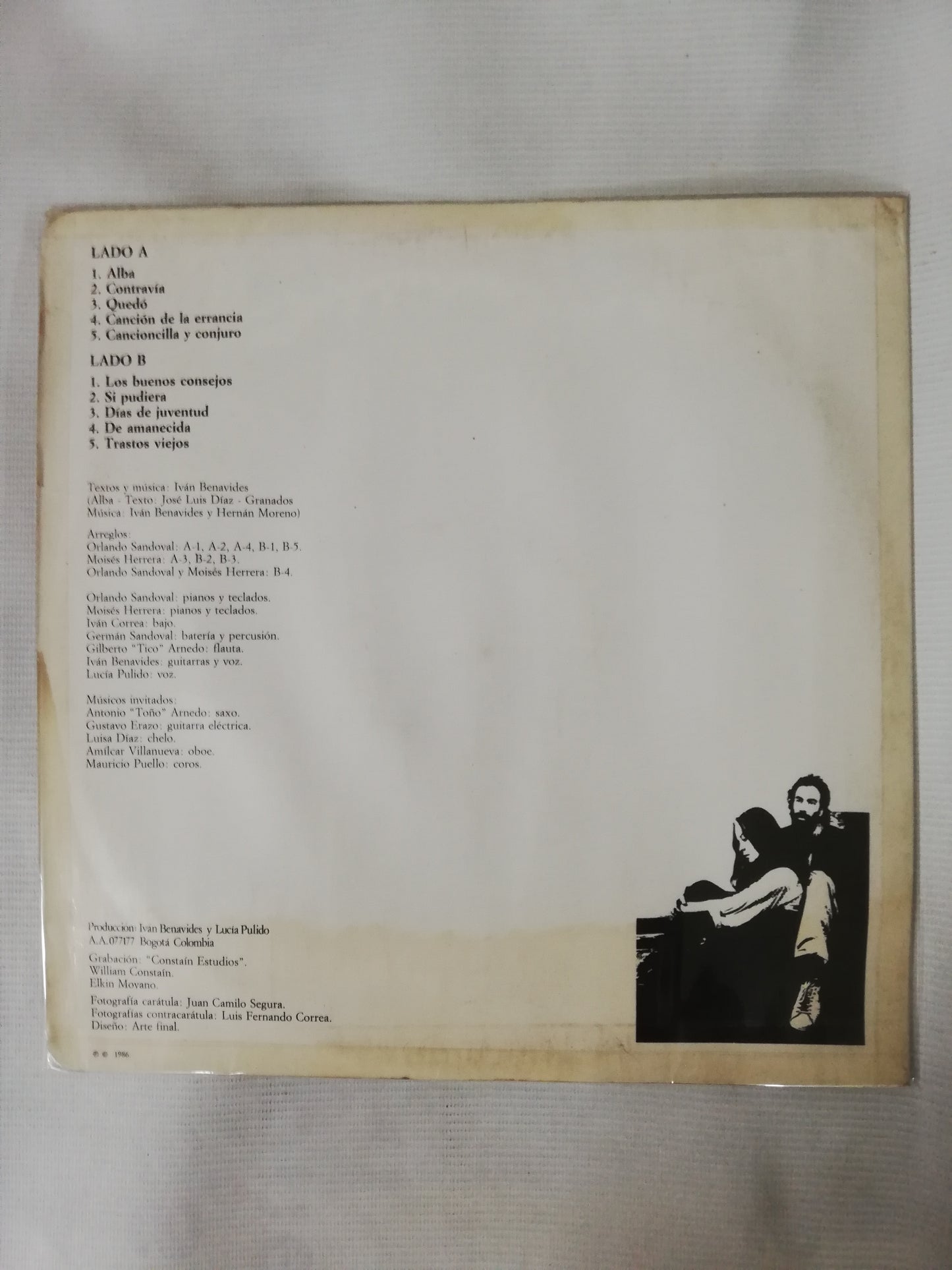 LP IVAN Y LUCIA - UNA VIA