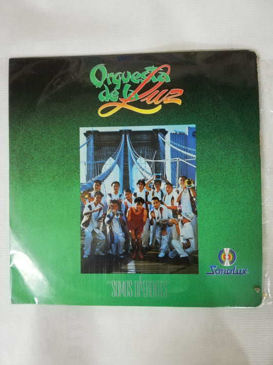 LP ORQUESTA DE LA LUZ - SOMOS DIFERENTES