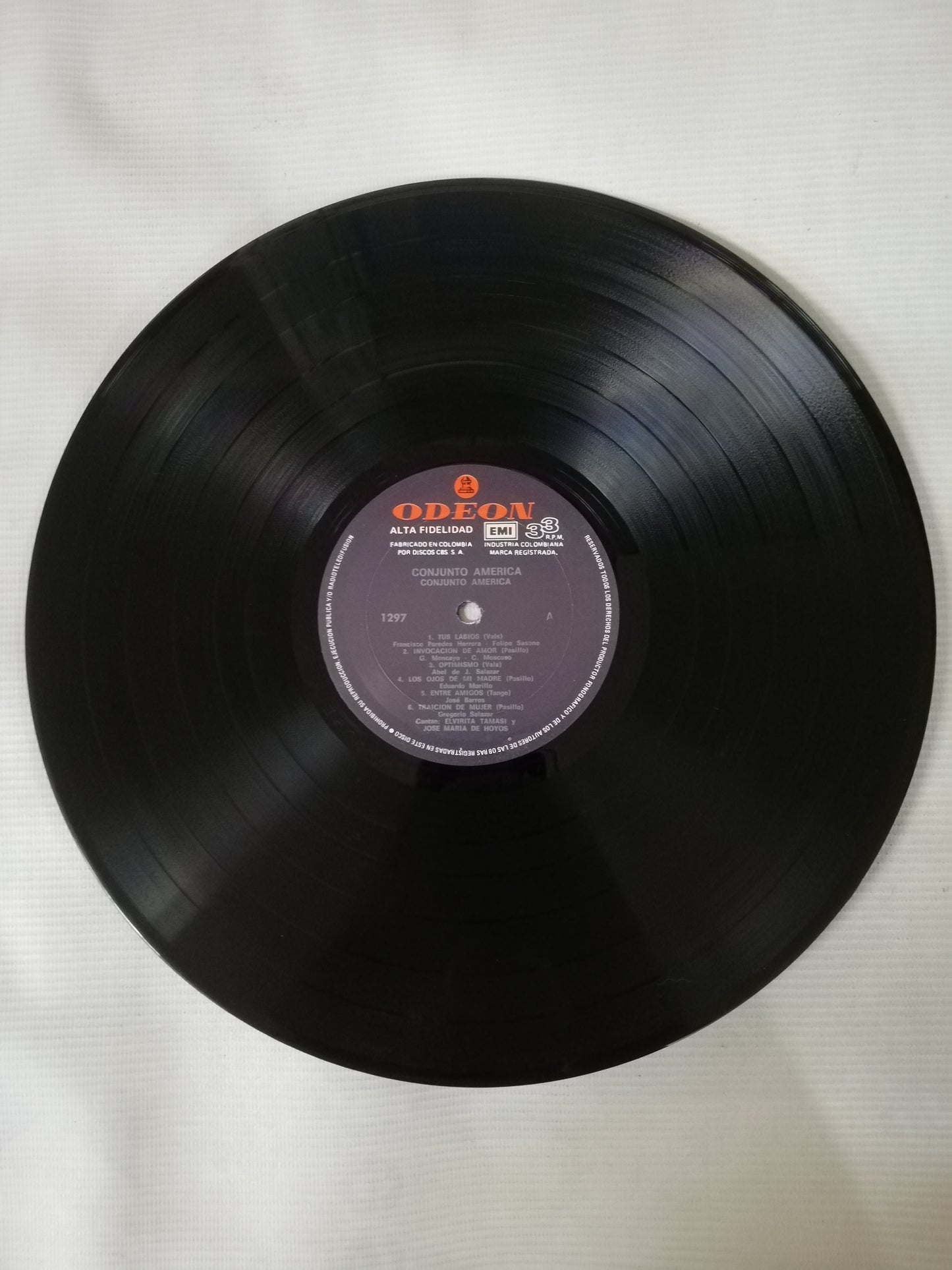 LP CONJUNTO AMERICA - CANTA: ELVIRITA TAMASI Y JOSÉ MARIA DE HOYOS