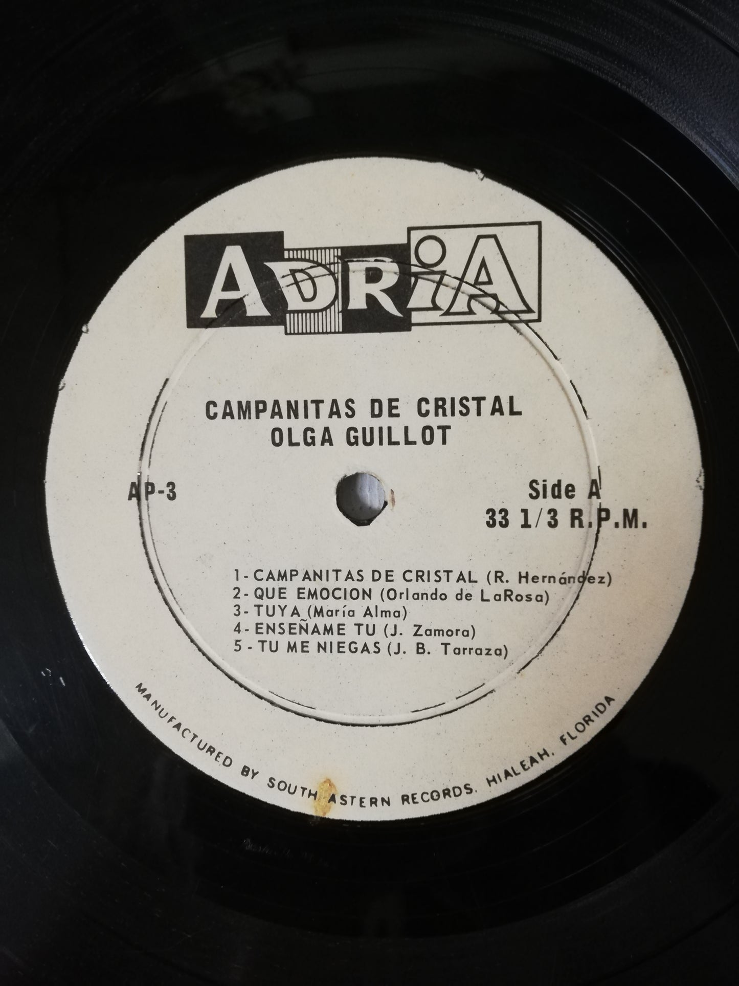 LP OLGA GUILLOT - CAMPANITAS DE CRISTAL