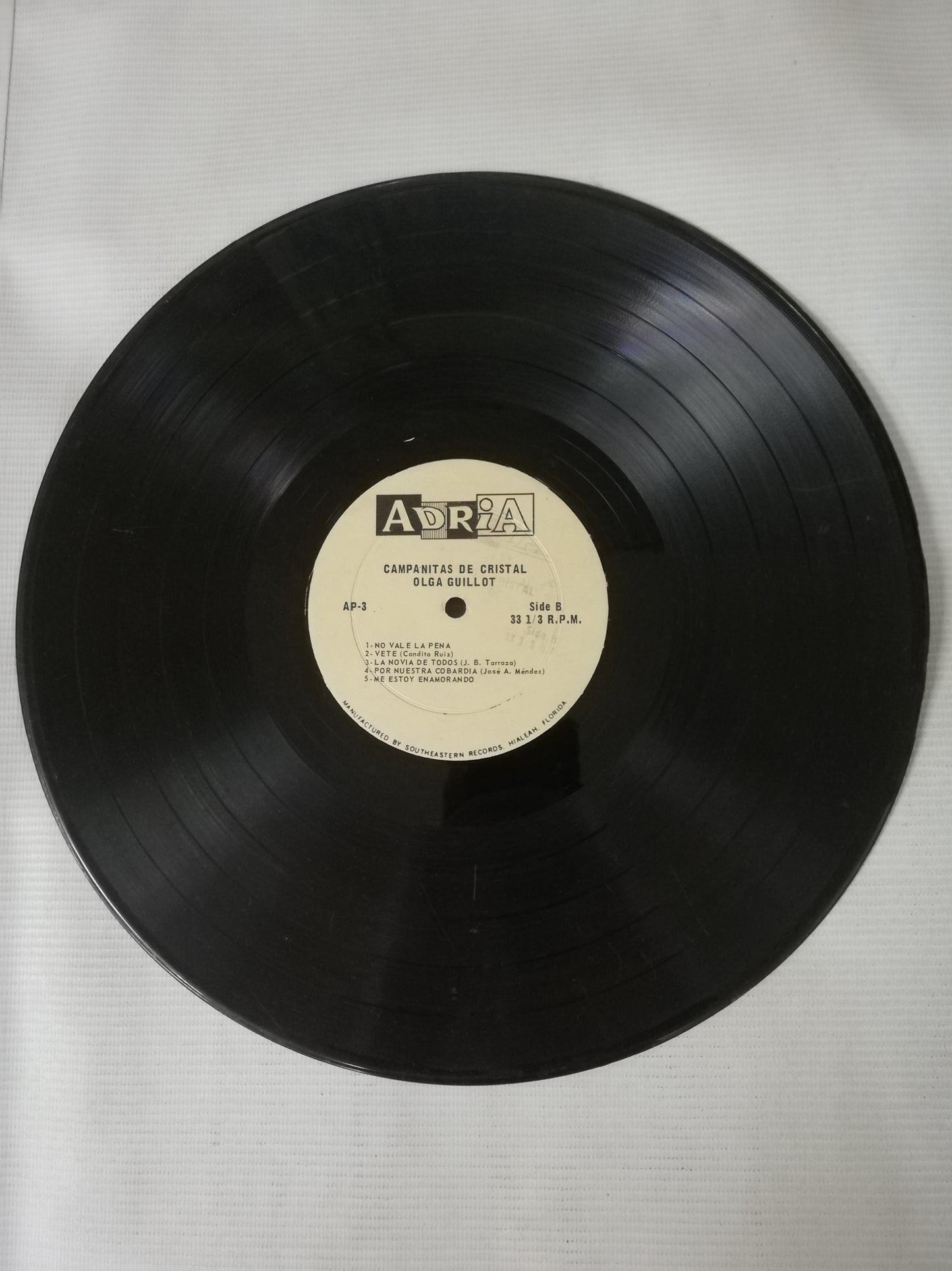 LP OLGA GUILLOT - CAMPANITAS DE CRISTAL