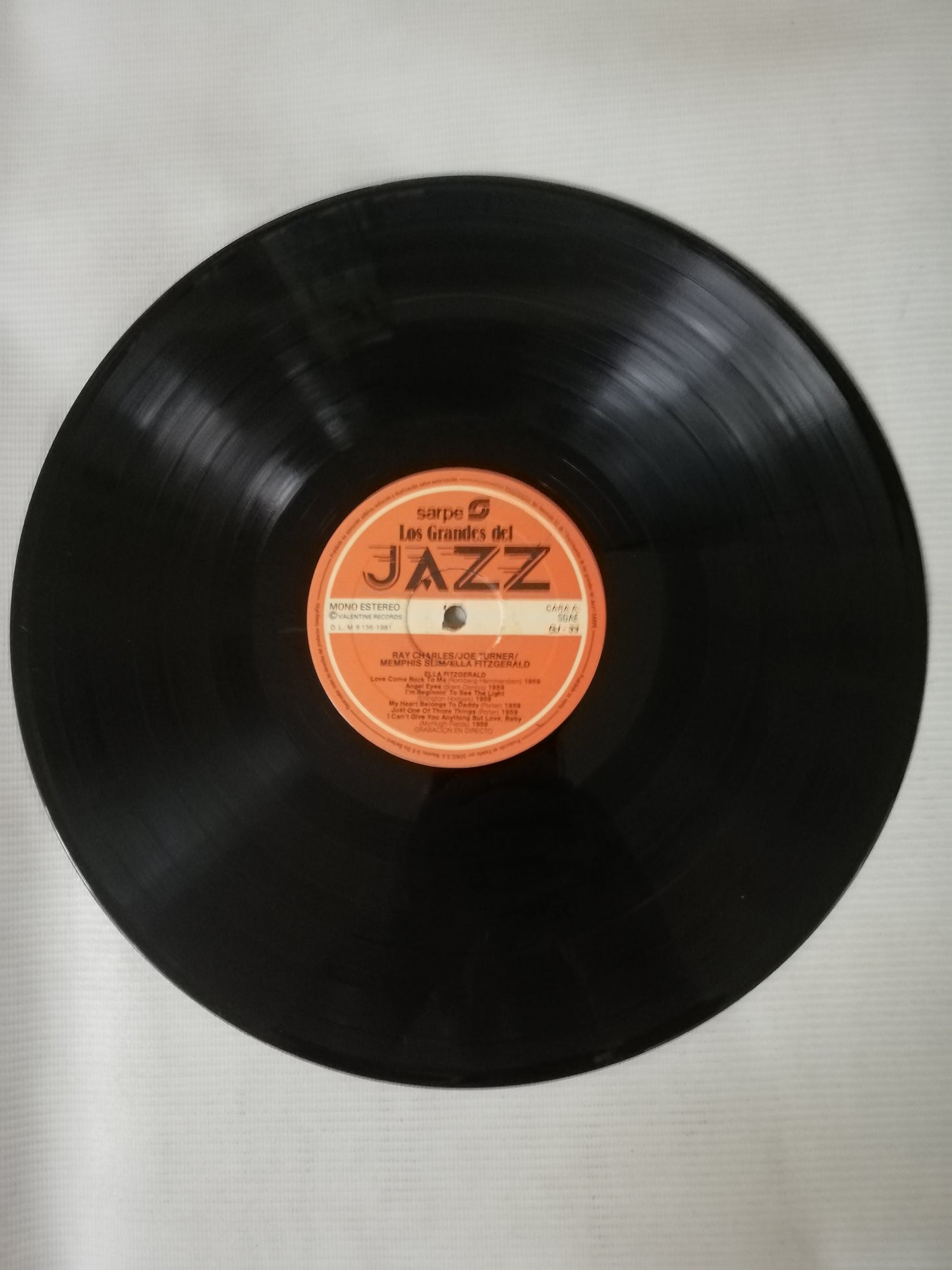 LP RAY CHARLES / MUDDY WATERS / ELLA FITZGERALD / MEMPHIS SLIM - LOS GRANDES DEL JAZZ VOL. 33