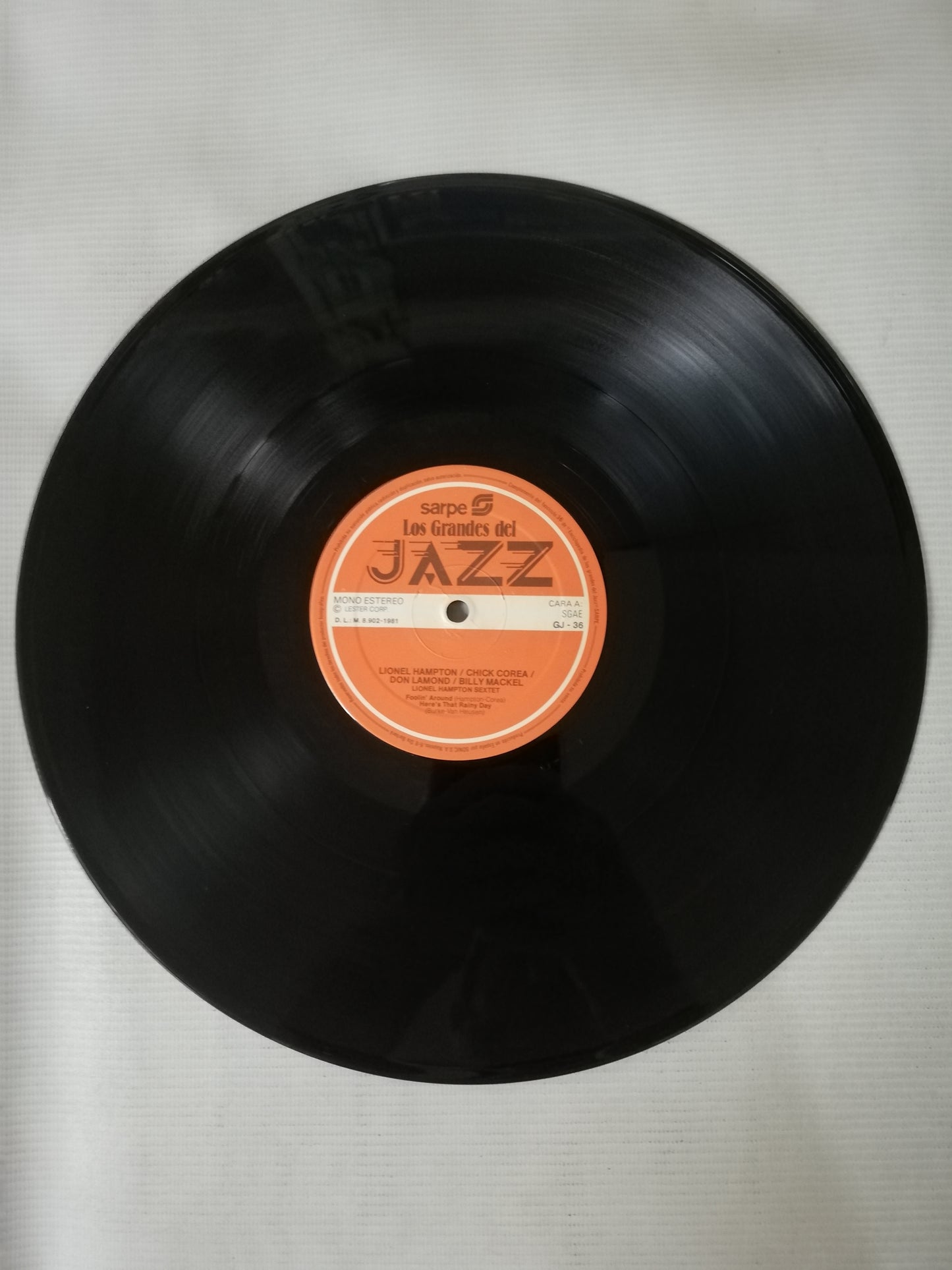 LP LIONEL HAMPTON / CHICK COREA / DON LAMOND / BILLY MACKEL - LOS GRANDES DEL JAZZ VOL. 36