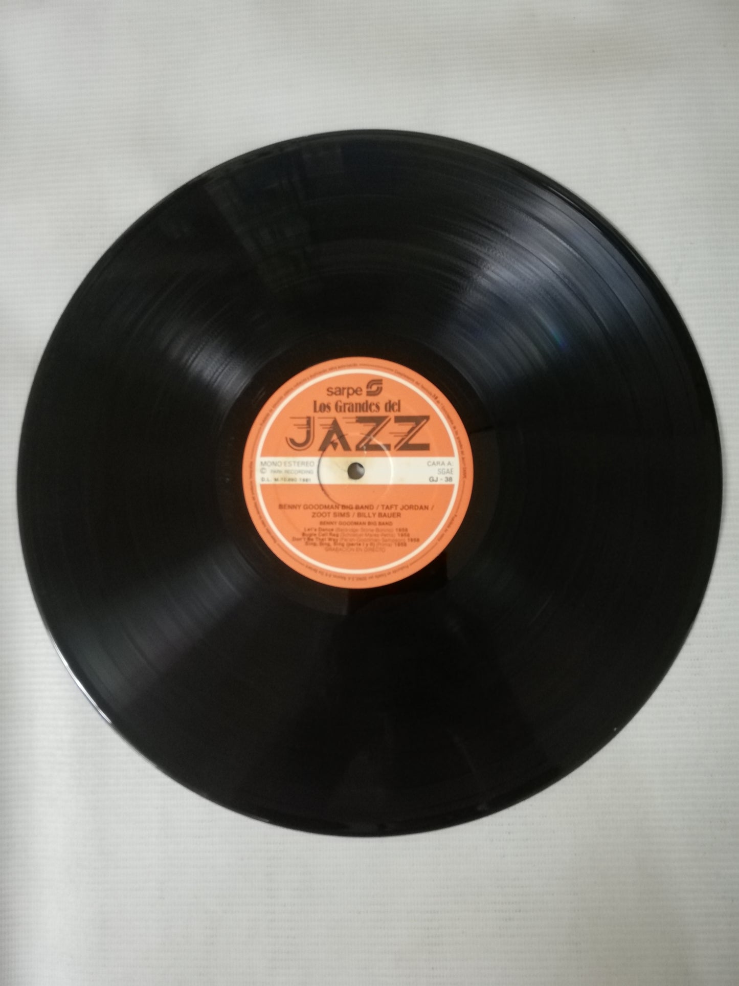 LP BENNY GOODMAN BIG BAND / TAFF JORDAN / ZOOF SIMS / BILLY BAUER - LOS GRANDES DEL JAZZ VOL. 38