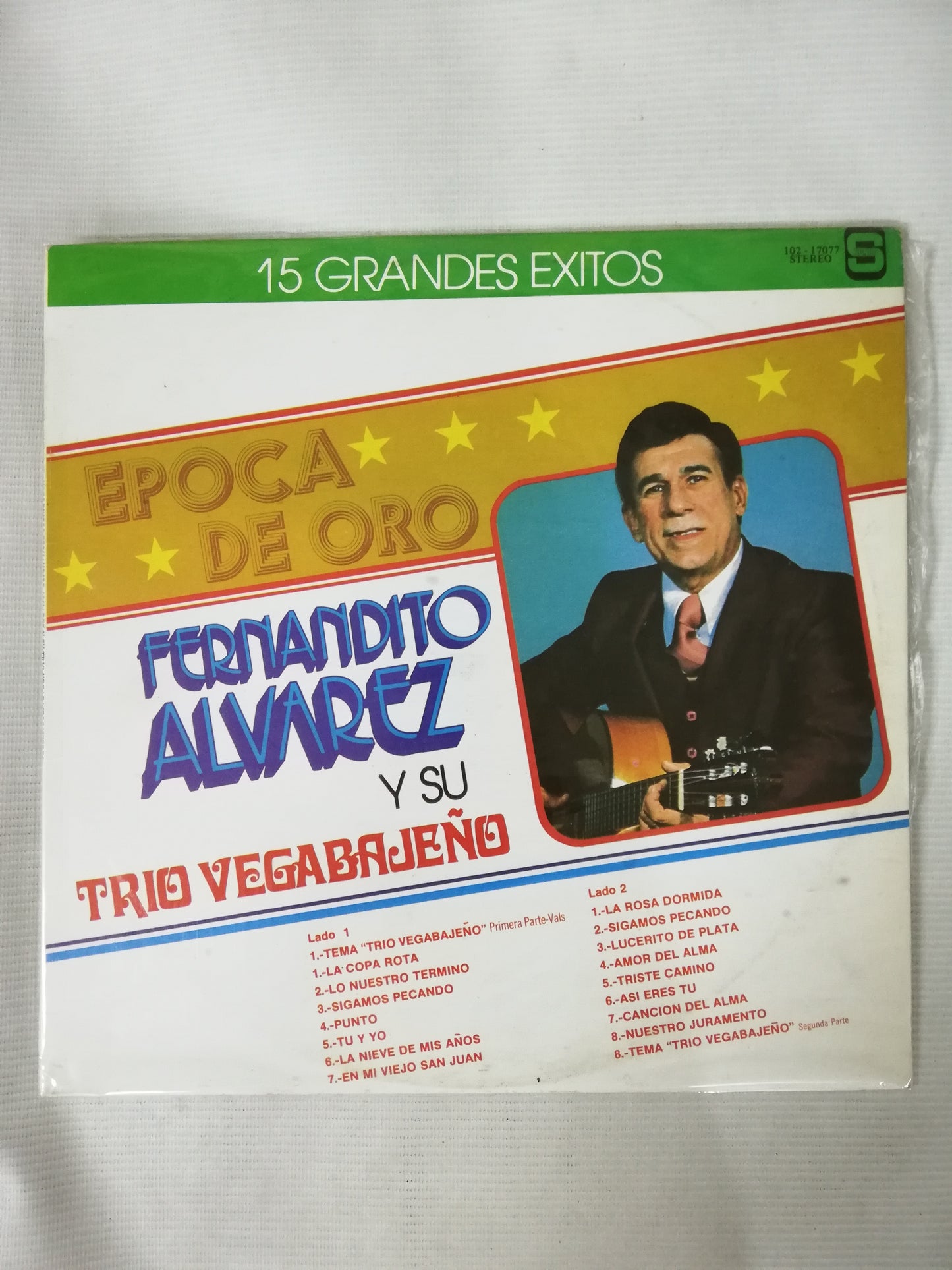 LP FERNANDITO ALVAREZ Y SU TRIO VEGABAJEÑO - 15 GRANDES EXITOS