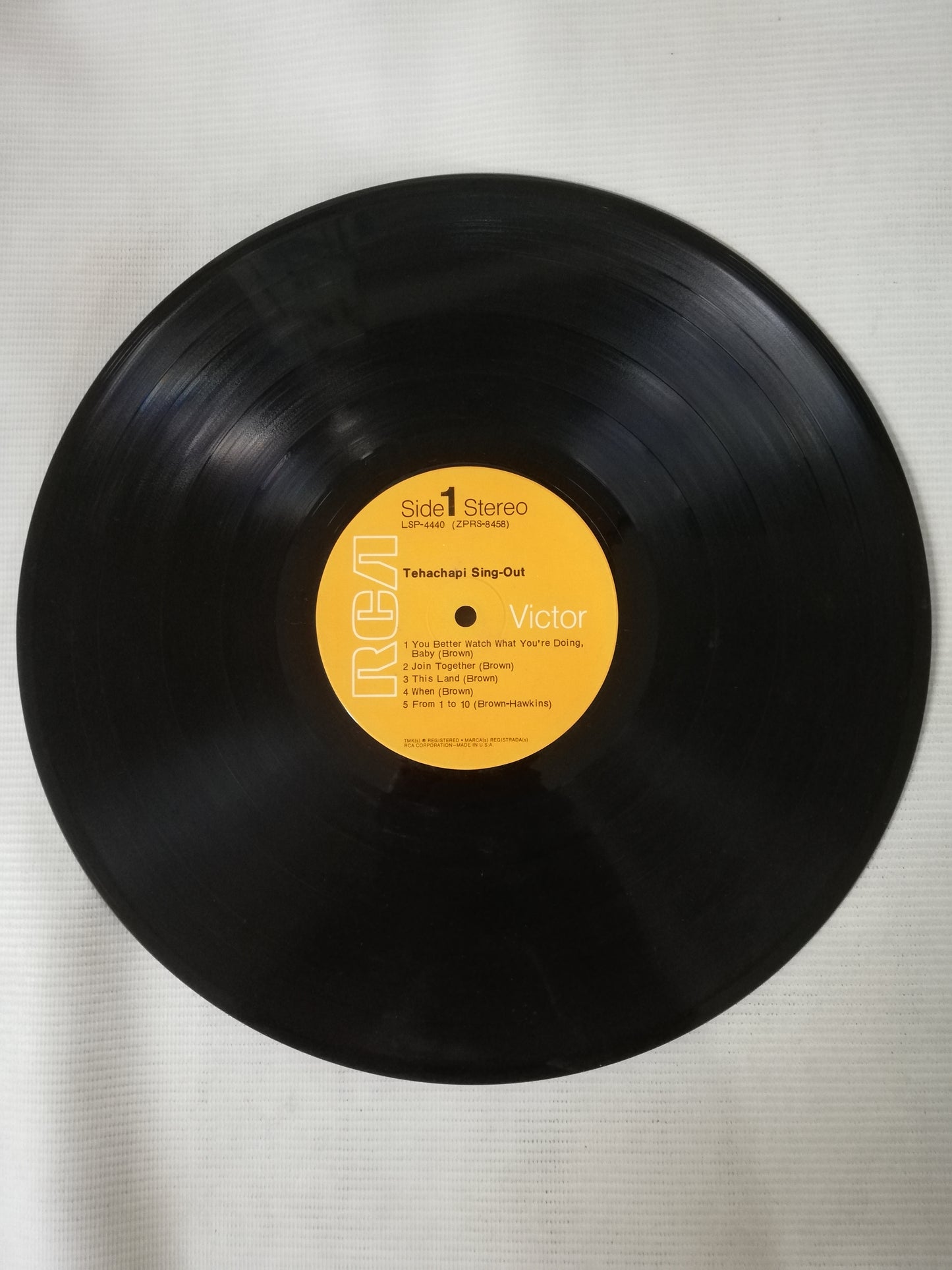 LP TEHACHAPI - SING-OUT