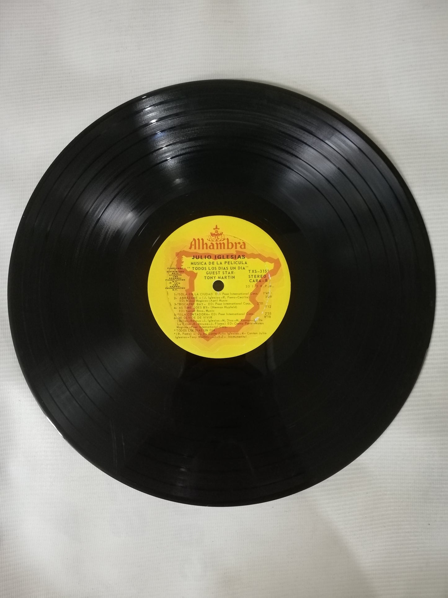 LP JULIO IGLESIAS- MÚSICA DE LA PELICULA TODOS LOS DÍAS UN DÍA