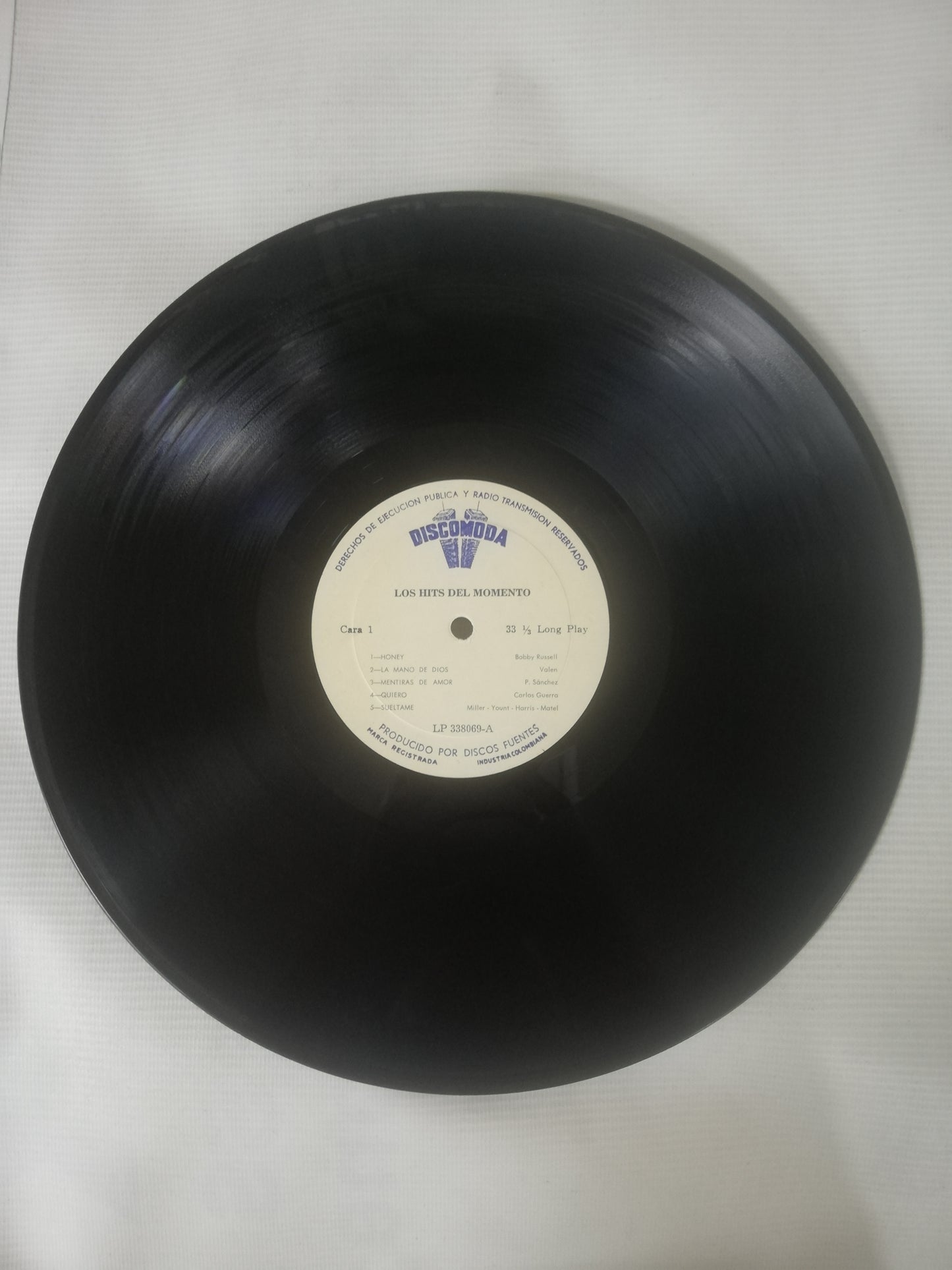 LP LOS HITS DEL MOMENTO - VARIOS INTÉRPRETES