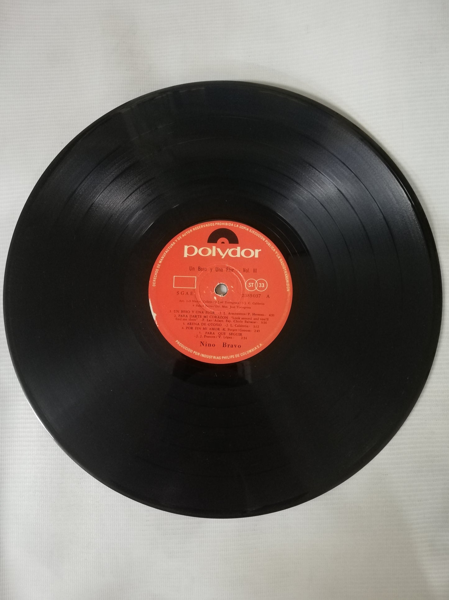 LP NINO BRAVO - UN BESO Y UNA FLOR VOL. III