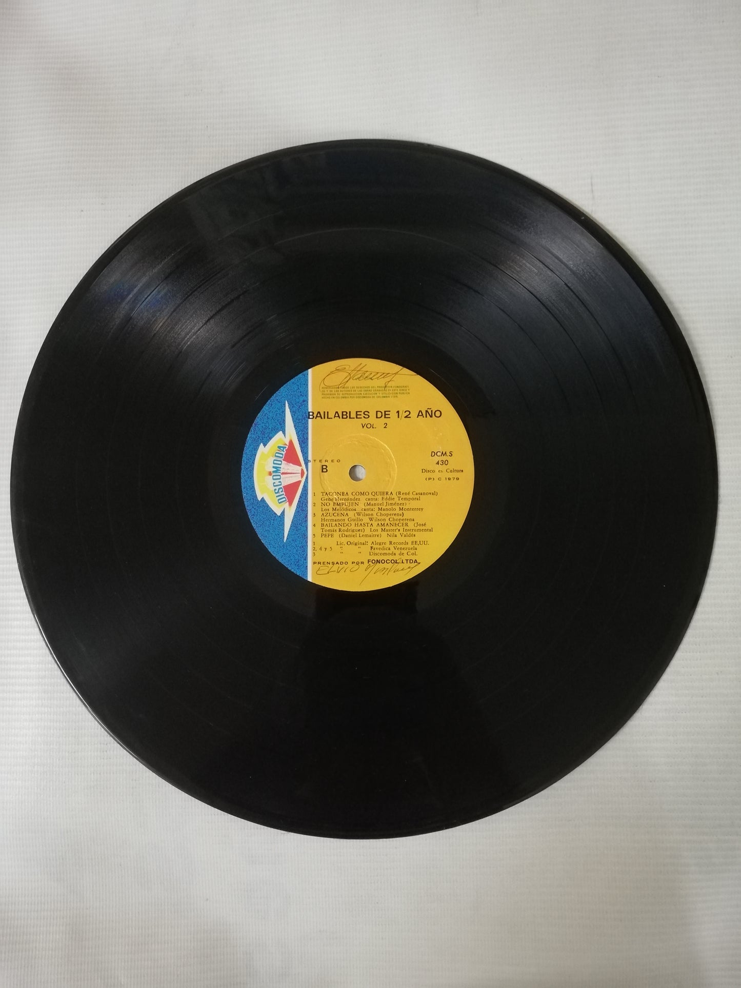 LP BAILABLES DE MEDIO AÑO - BAILABLES DE MEDIO AÑO VOL. 2