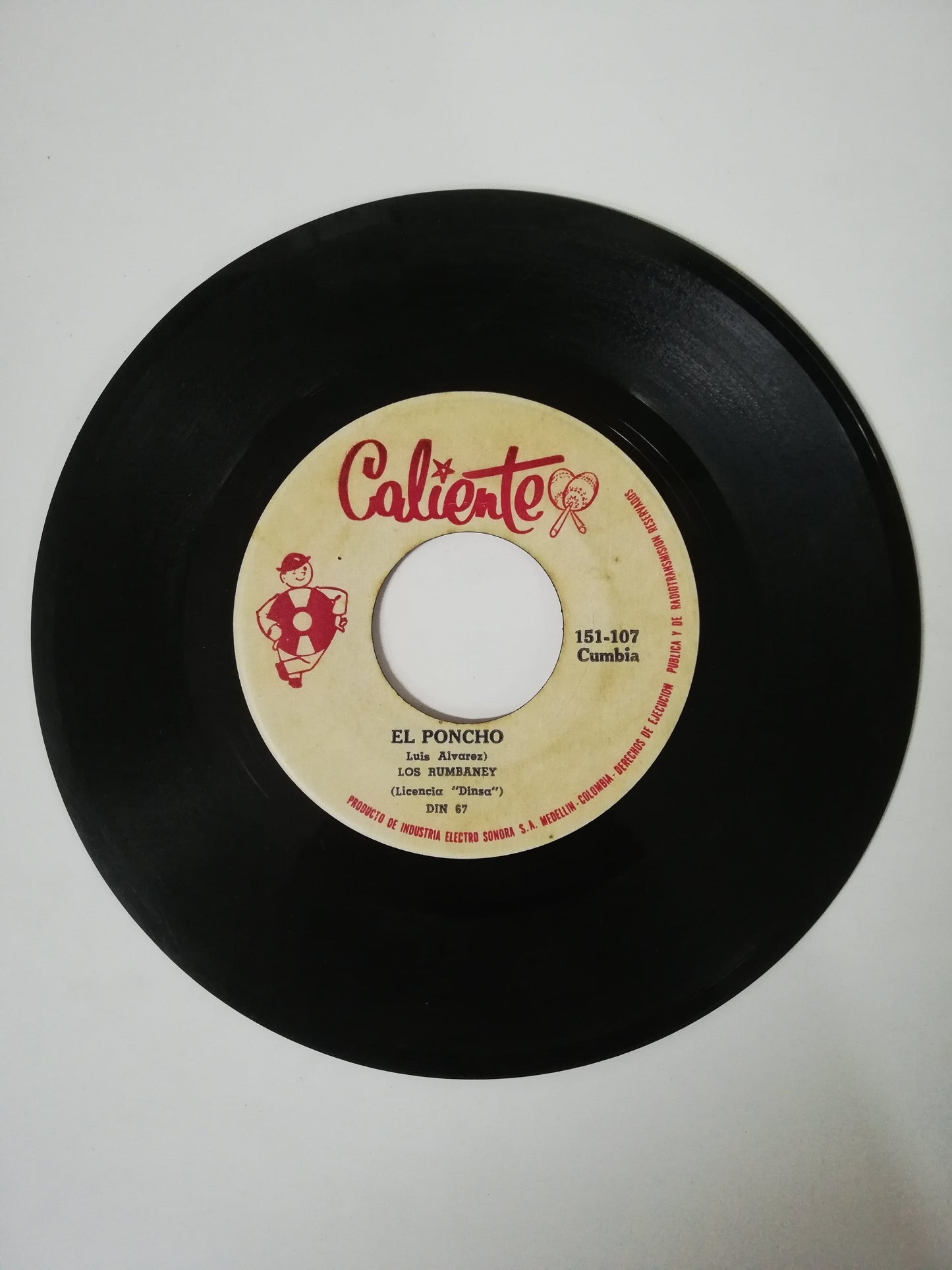 VINILO LOS RUMBANEY - EL PONCHO / LOS CARIÑOSOS - BAILANDO CON LA DOLORES