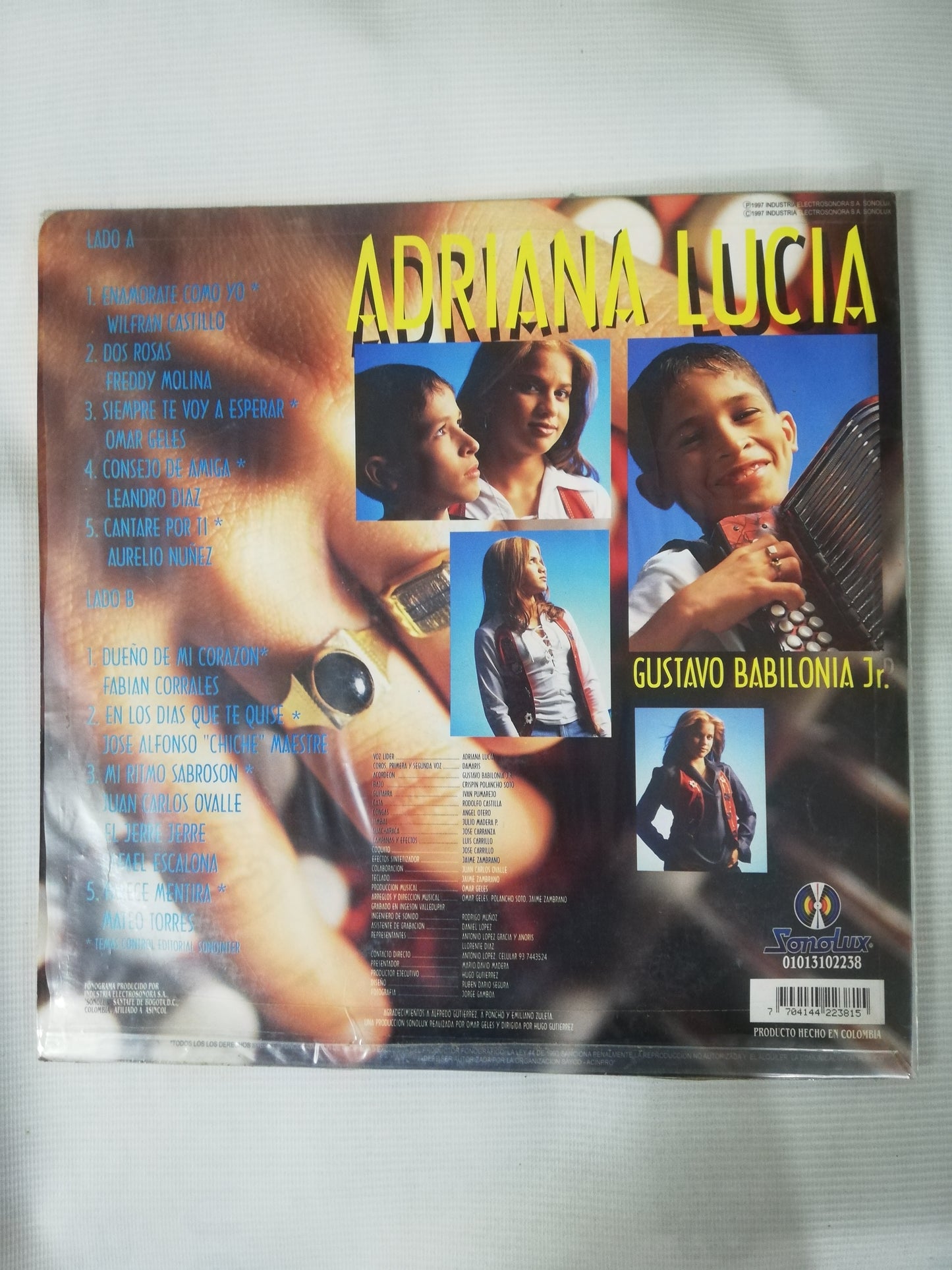 LP ADRIANA LUCIA - ENAMÓRATE COMO YO