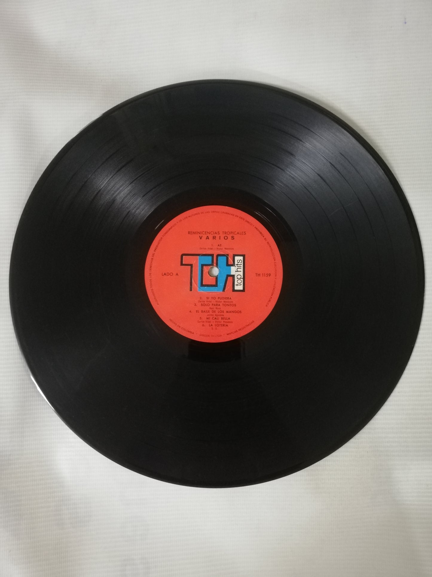 LP REMINISCENCIAS TROPICALES - VARIOS INTÉRPRETES