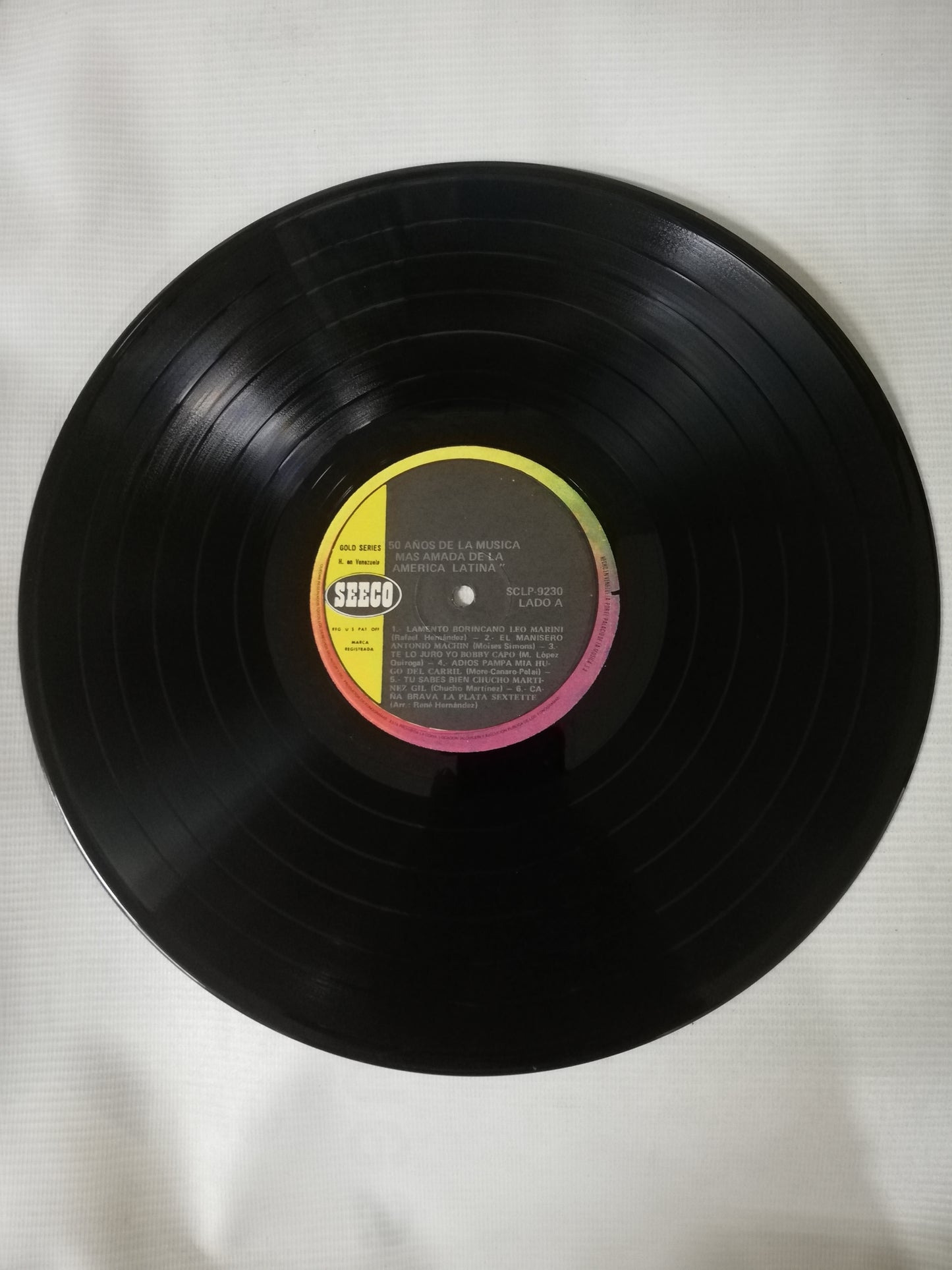 LP 50 AÑOS DE LAS MÚSICA MAS AMADA POR LA AMÉRICA-LATINA - VARIOS INTÉRPRETES