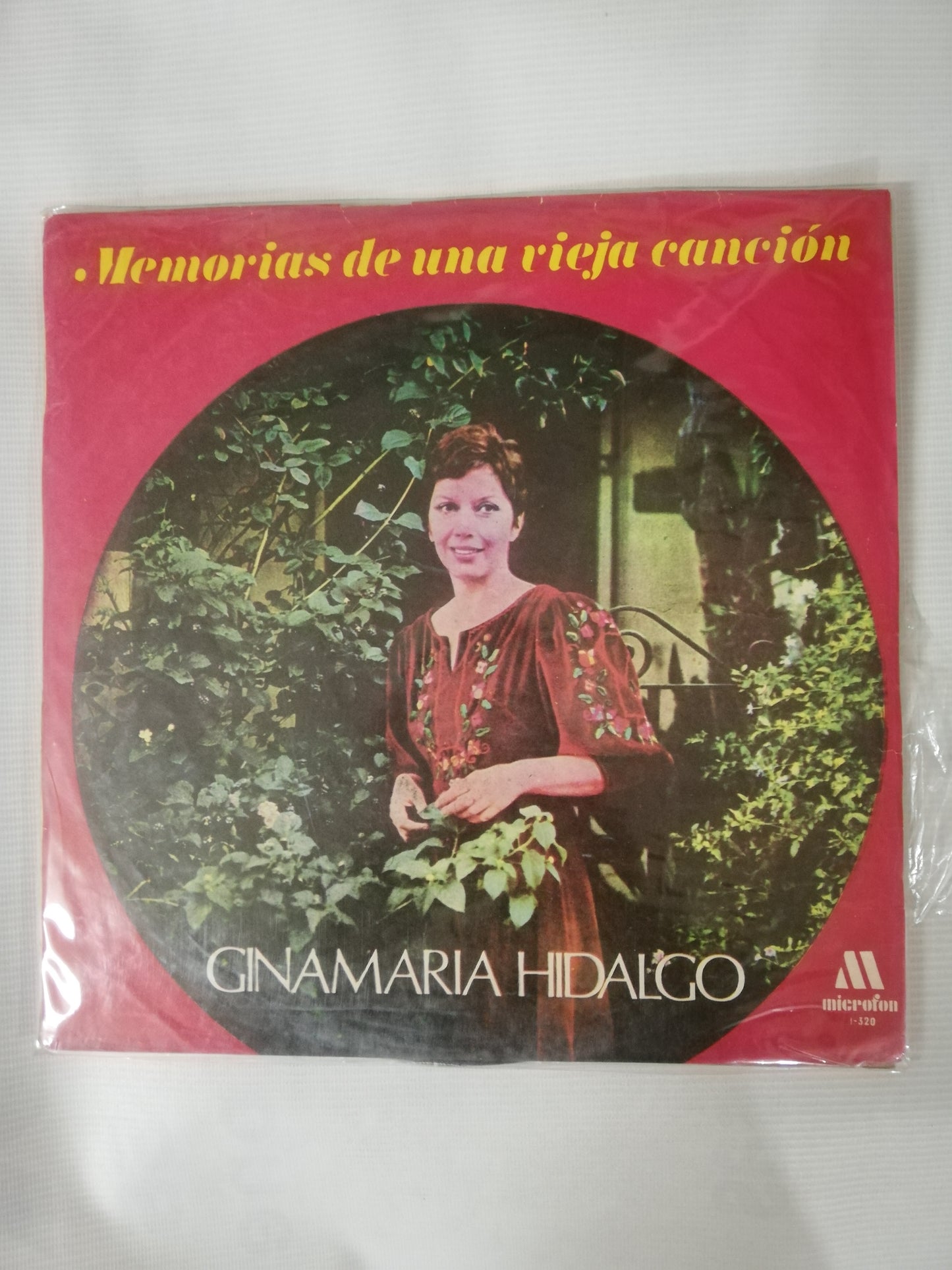 LP GINAMARIA HIDALGO - MEMORIAS DE UNA VIEJA CANCIÓN