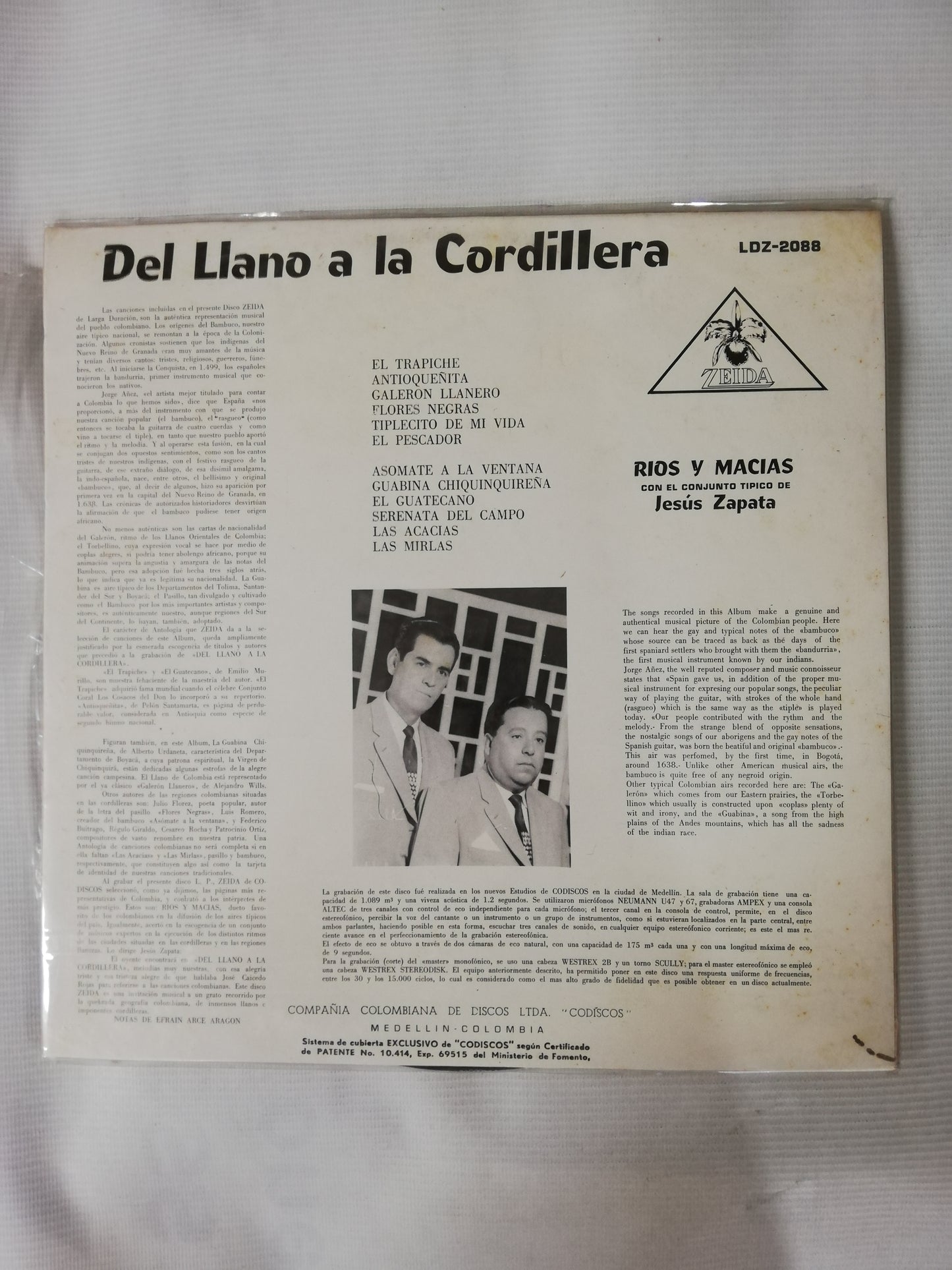 LP RIOS Y MACIAS CON EL CONJUNTO TIPICO DE JESUS ZAPATA - DEL LLANO A LA CORDILLERA