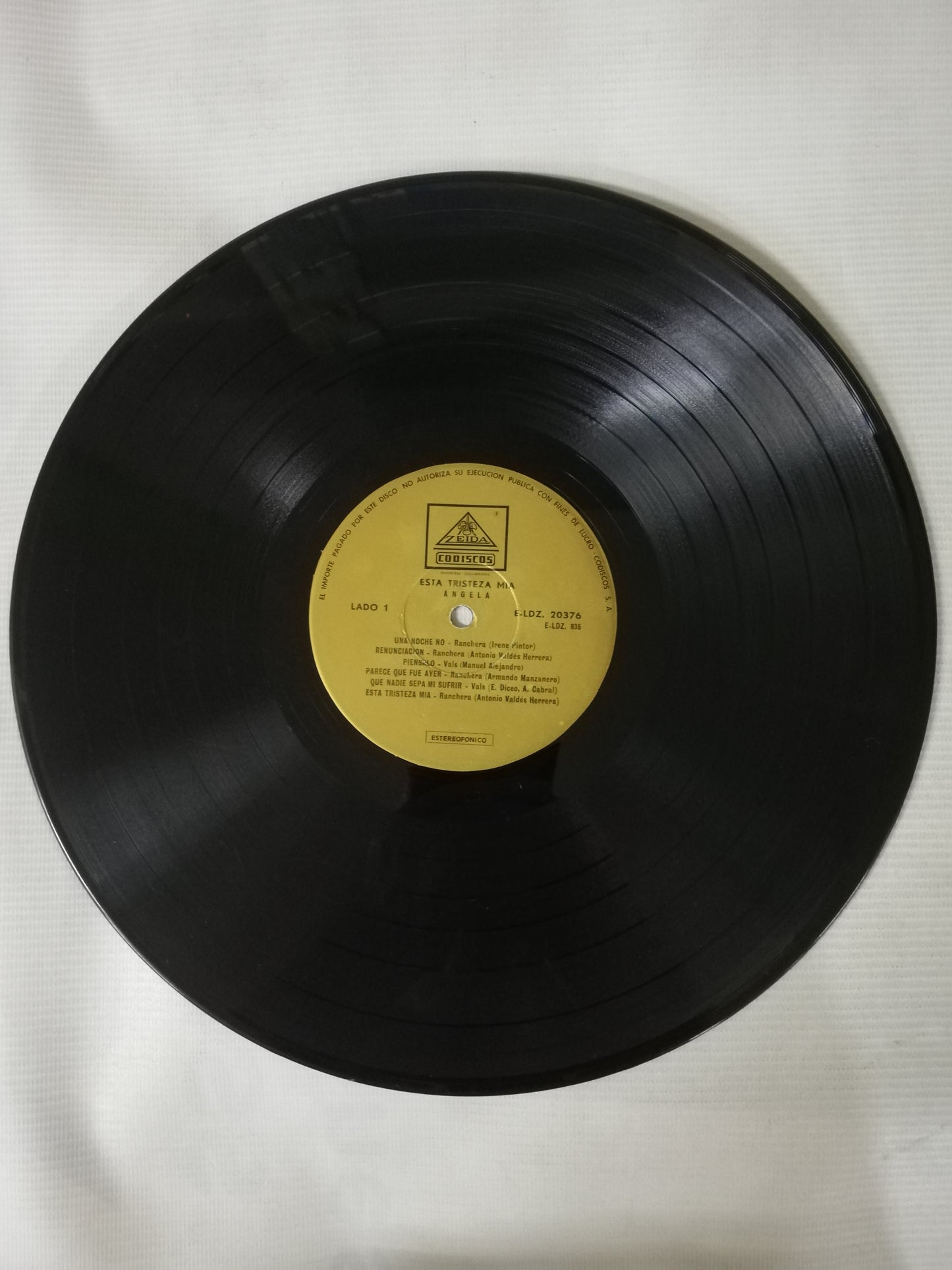 LP ANGELA Y EL ARPA DE ALFREDO ROLANDO ORTIZ - ESTA TRISTEZA MIA