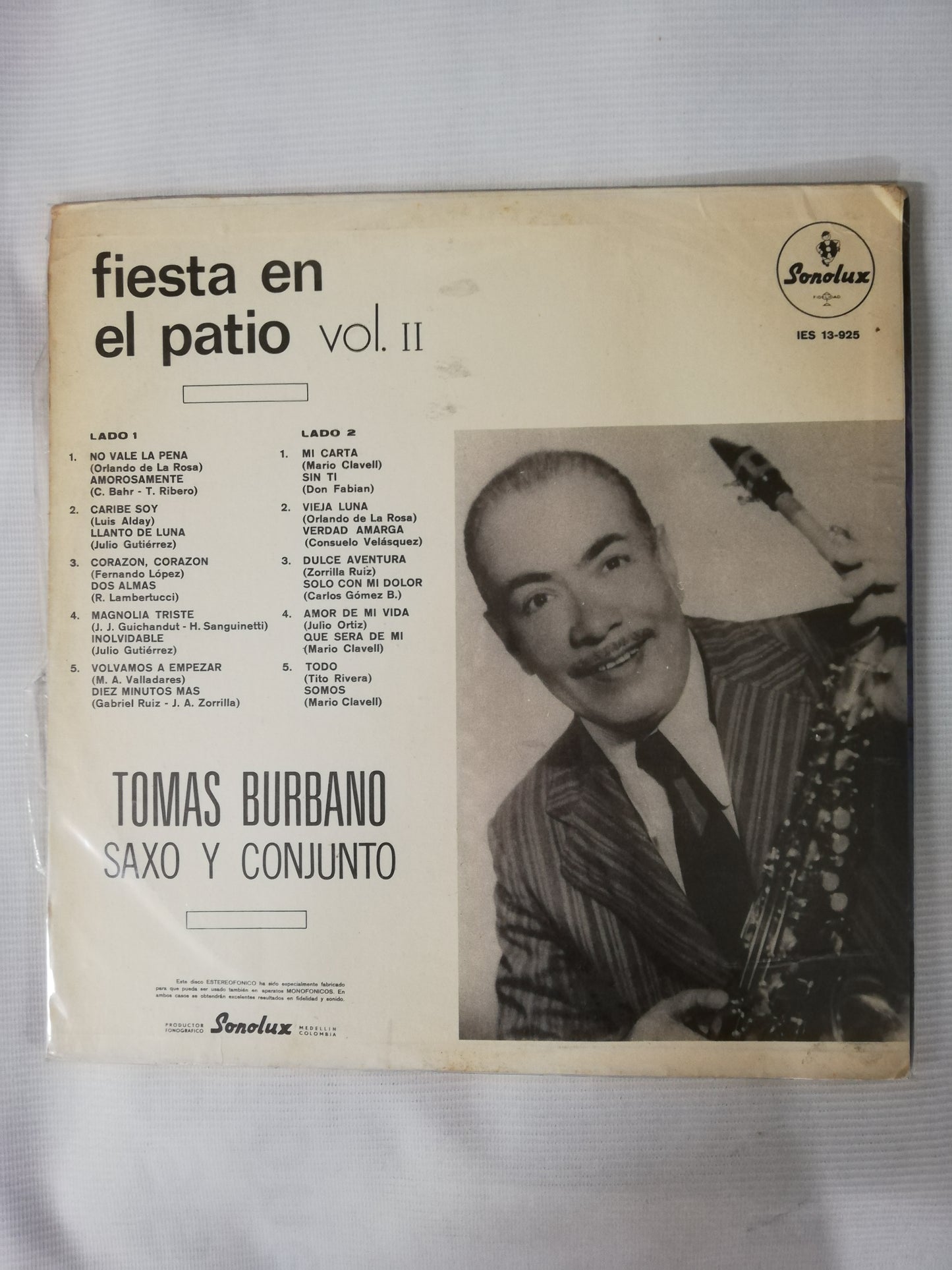 LP TOMAS BURBANO SAXO Y CONJUNTO - FIESTA EN EL PATIO VOL. II