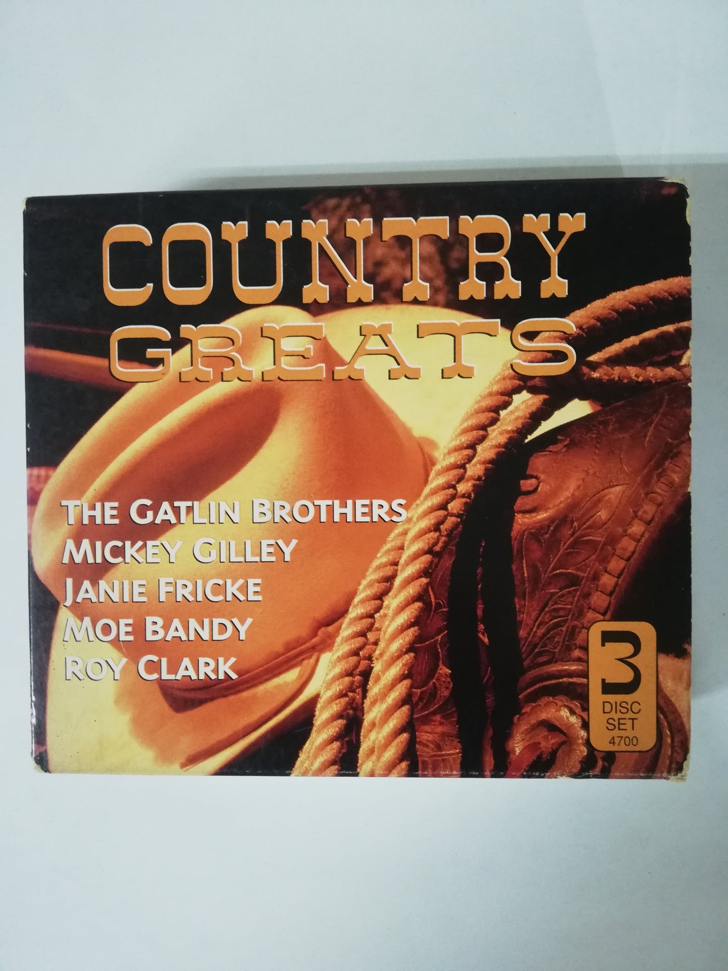 CD COUNTRY GREATS - VARIOS INTÉRPRETES - CD X 3
