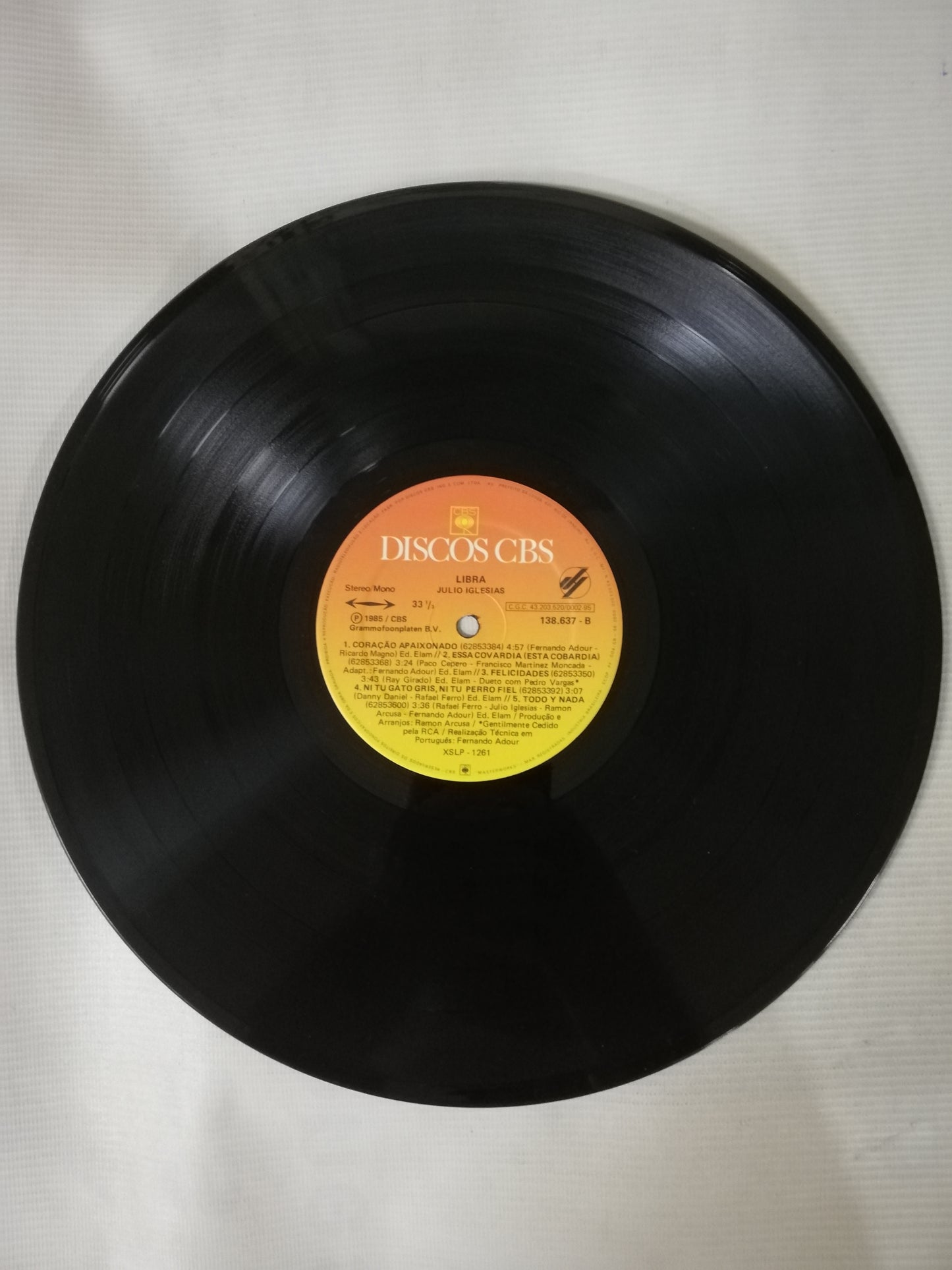 LP JULIO IGLESIAS - LIBRA