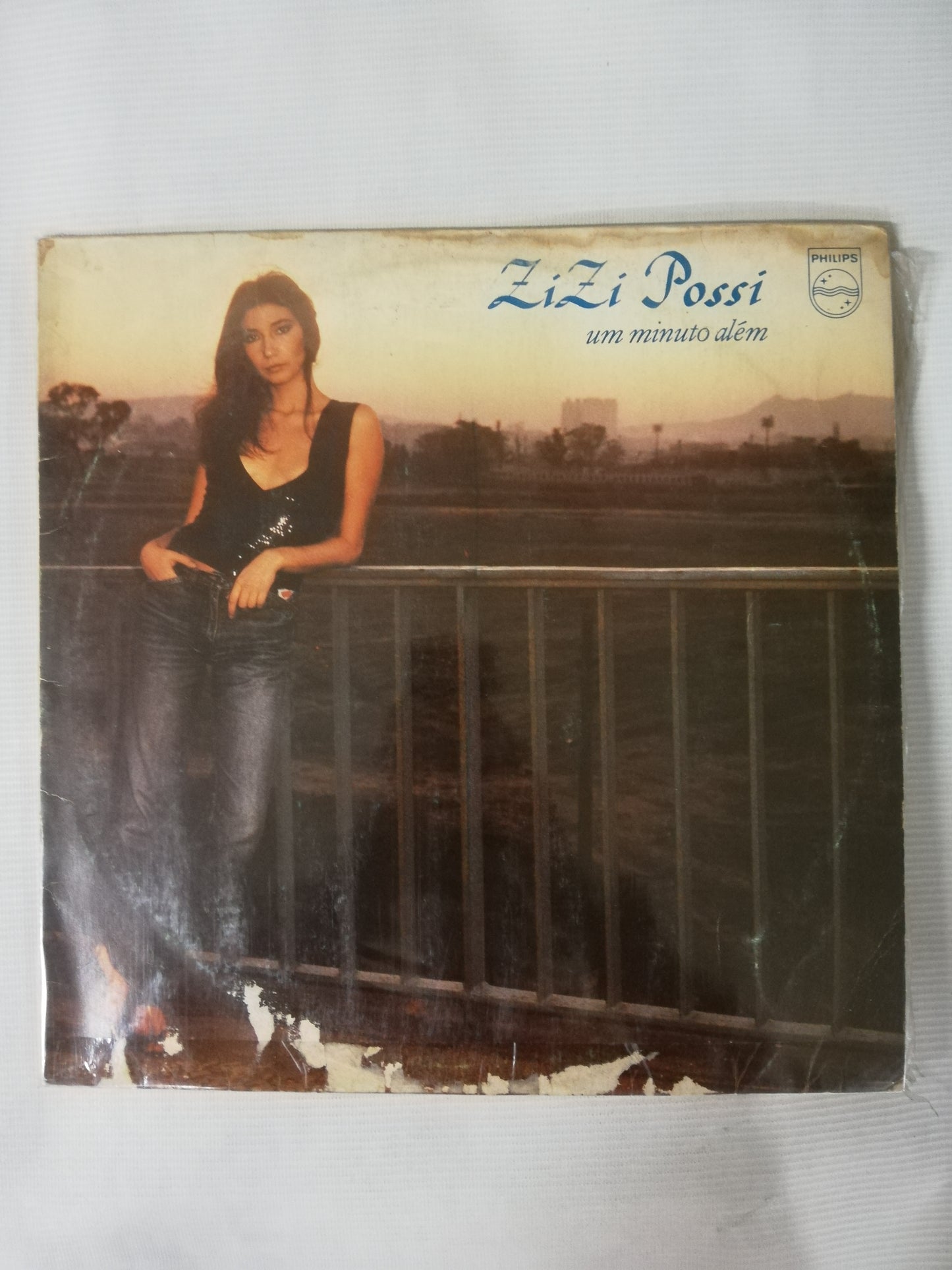 LP ZIZI POSSI - UN MINUTO ALÉM