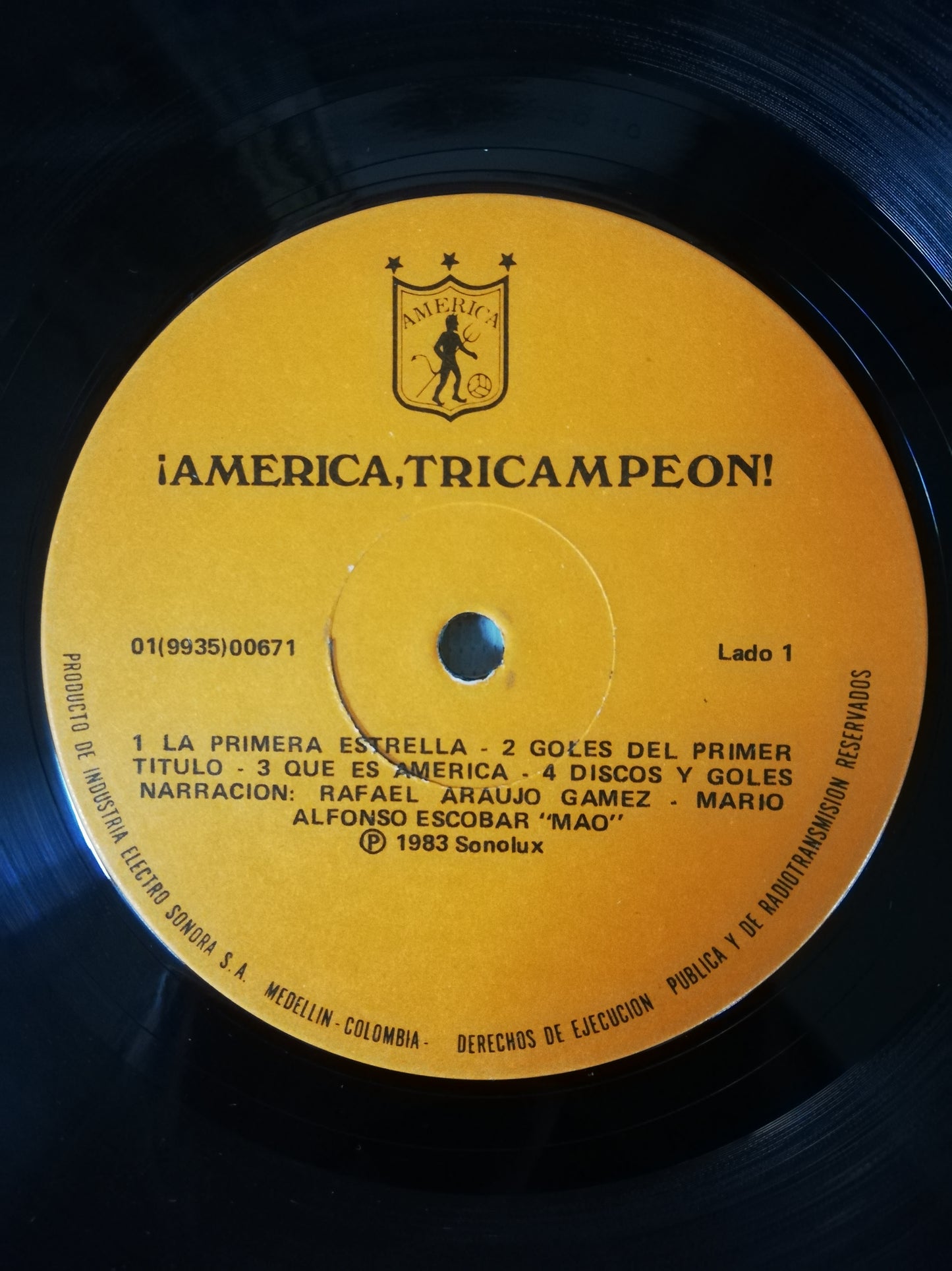 LP AMERICA - AMERICA, TRICAMPEON!